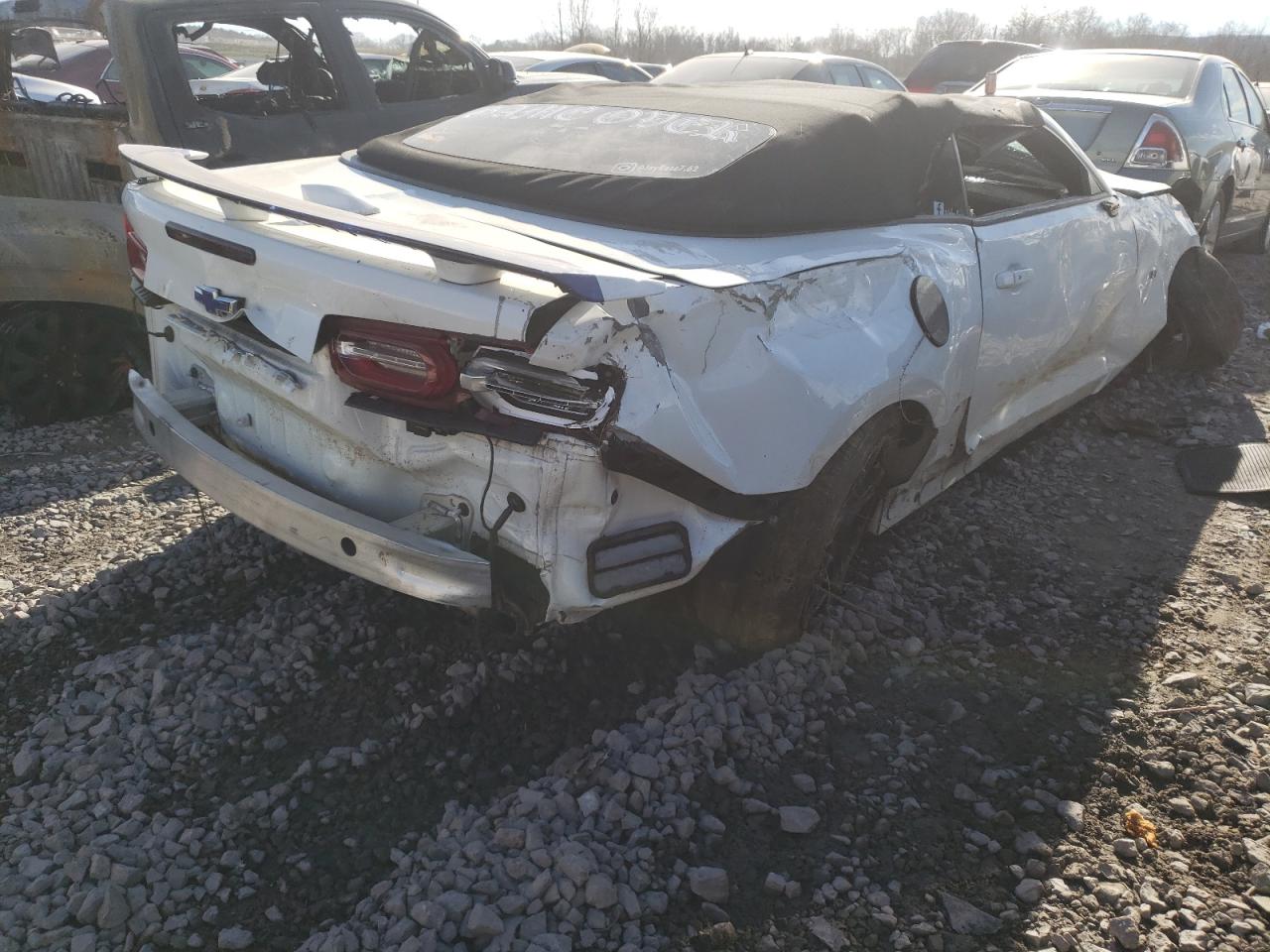 Photo 4 from auction – 2019 CHEVROLET CAMARO LS with VIN 1G1FB3DS2K0150558