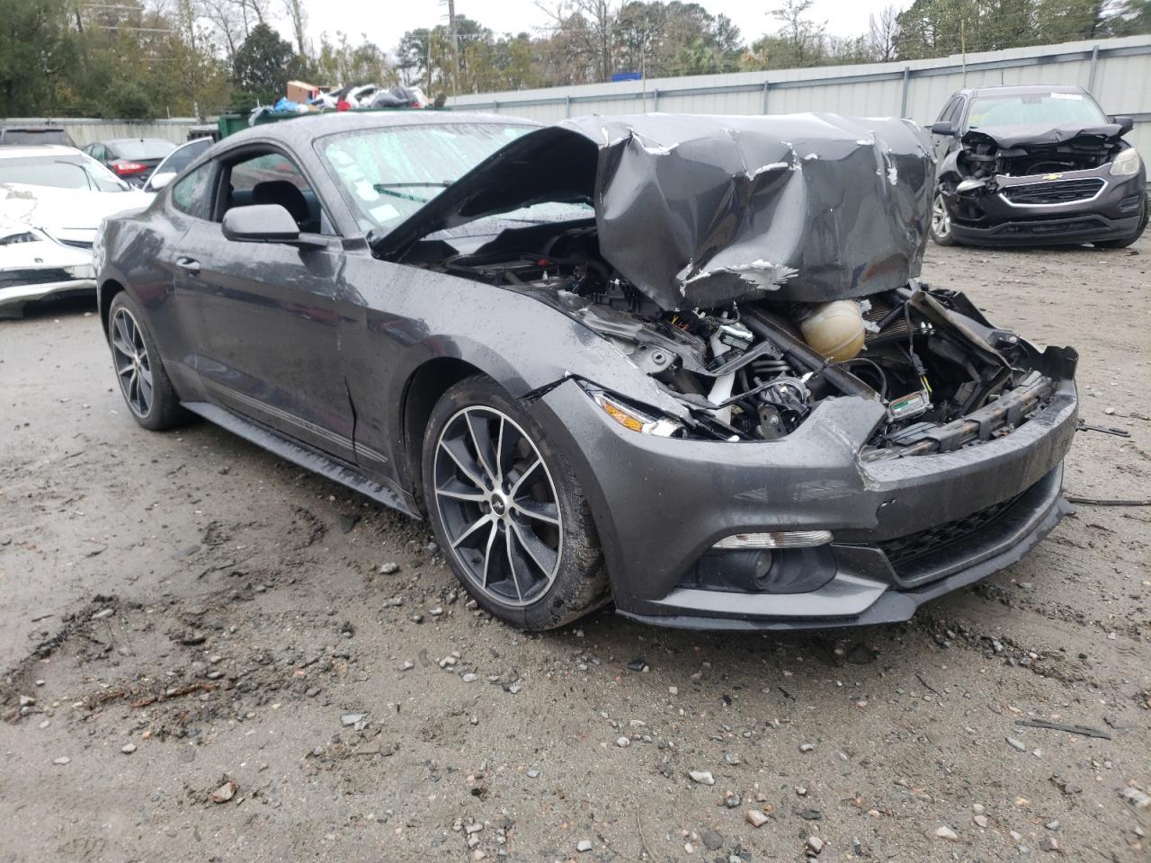 FORD MUSTANG 2017 with VIN 1FA6P8TH4H5305043 - Photo from auction