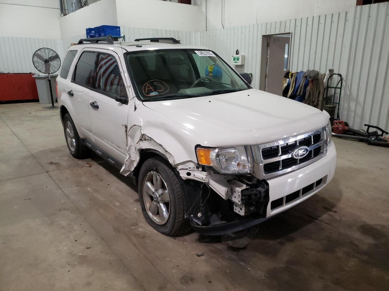 Photo 11 from auction – 2010 FORD ESCAPE XLT with VIN 1FMCU0DG9AKB54135