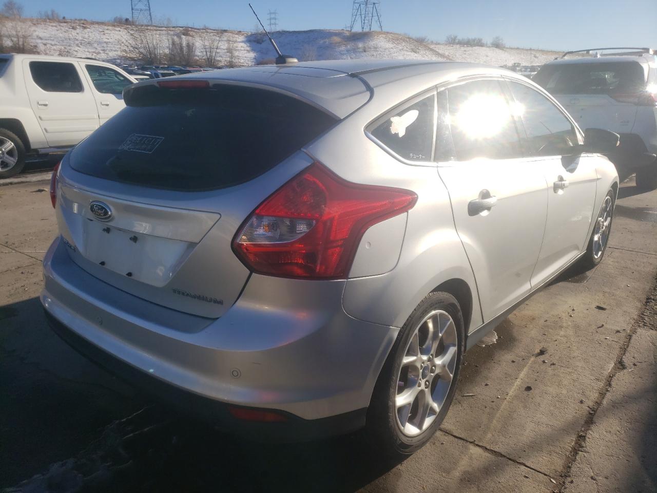 Photo 4 from auction – 2014 FORD FOCUS TITA with VIN 1FADP3N28EL298320