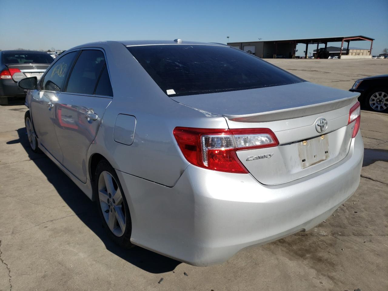 Photo 3 from auction – 2014 TOYOTA CAMRY L with VIN 4T1BF1FK9EU409728