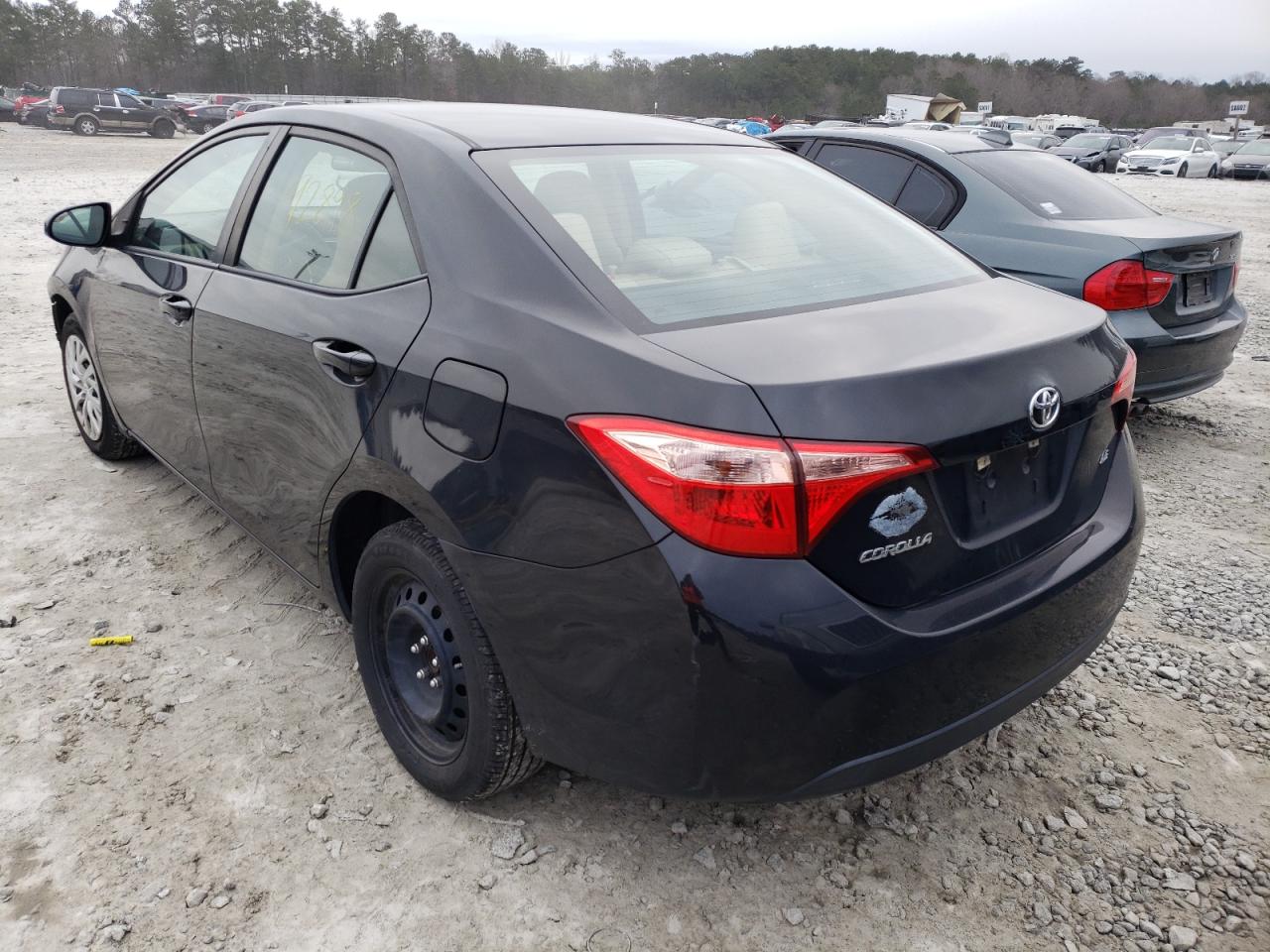 Photo 3 from auction – 2017 TOYOTA COROLLA L with VIN 5YFBURHE0HP672448