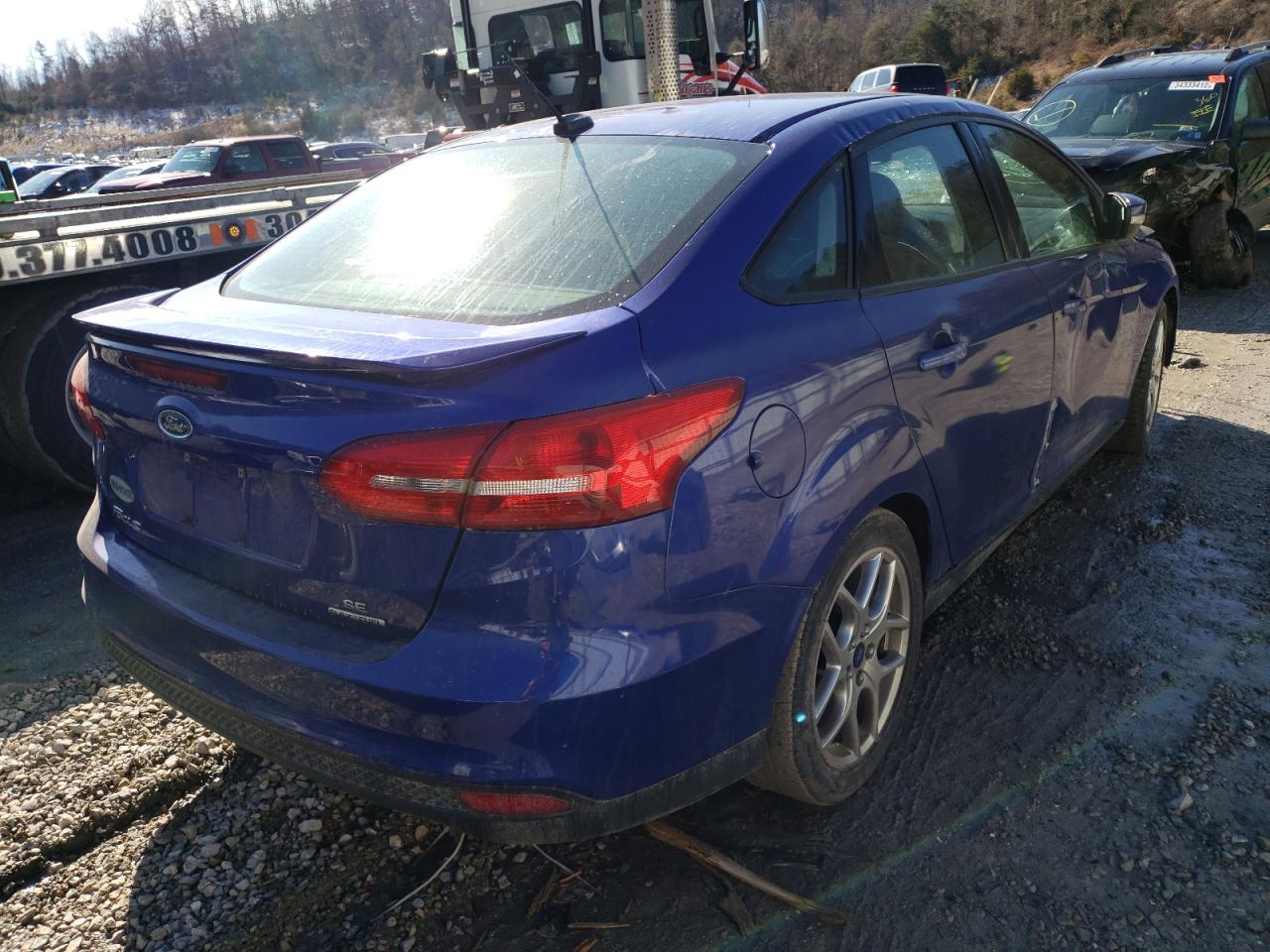 Photo 4 from auction – 2015 FORD FOCUS SE with VIN 1FADP3F29FL383800