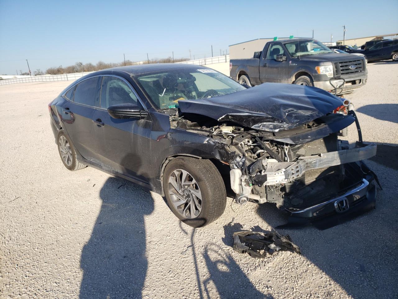 HONDA CIVIC EX 2017 with VIN 19XFC2F75HE046282 - Photo from auction