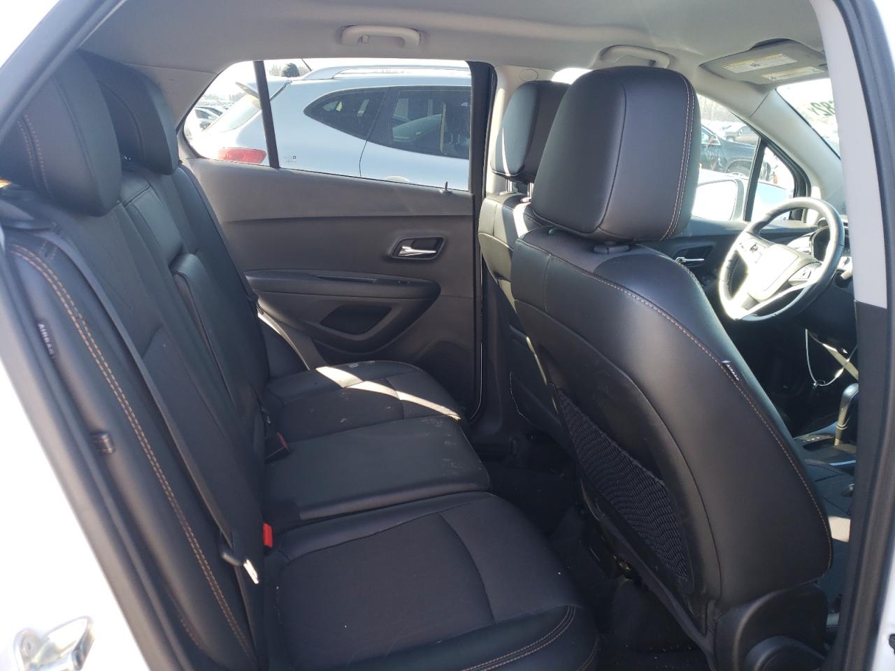 Photo 6 from auction – 2019 CHEVROLET TRAX 1LT with VIN 3GNCJPSB7KL152419