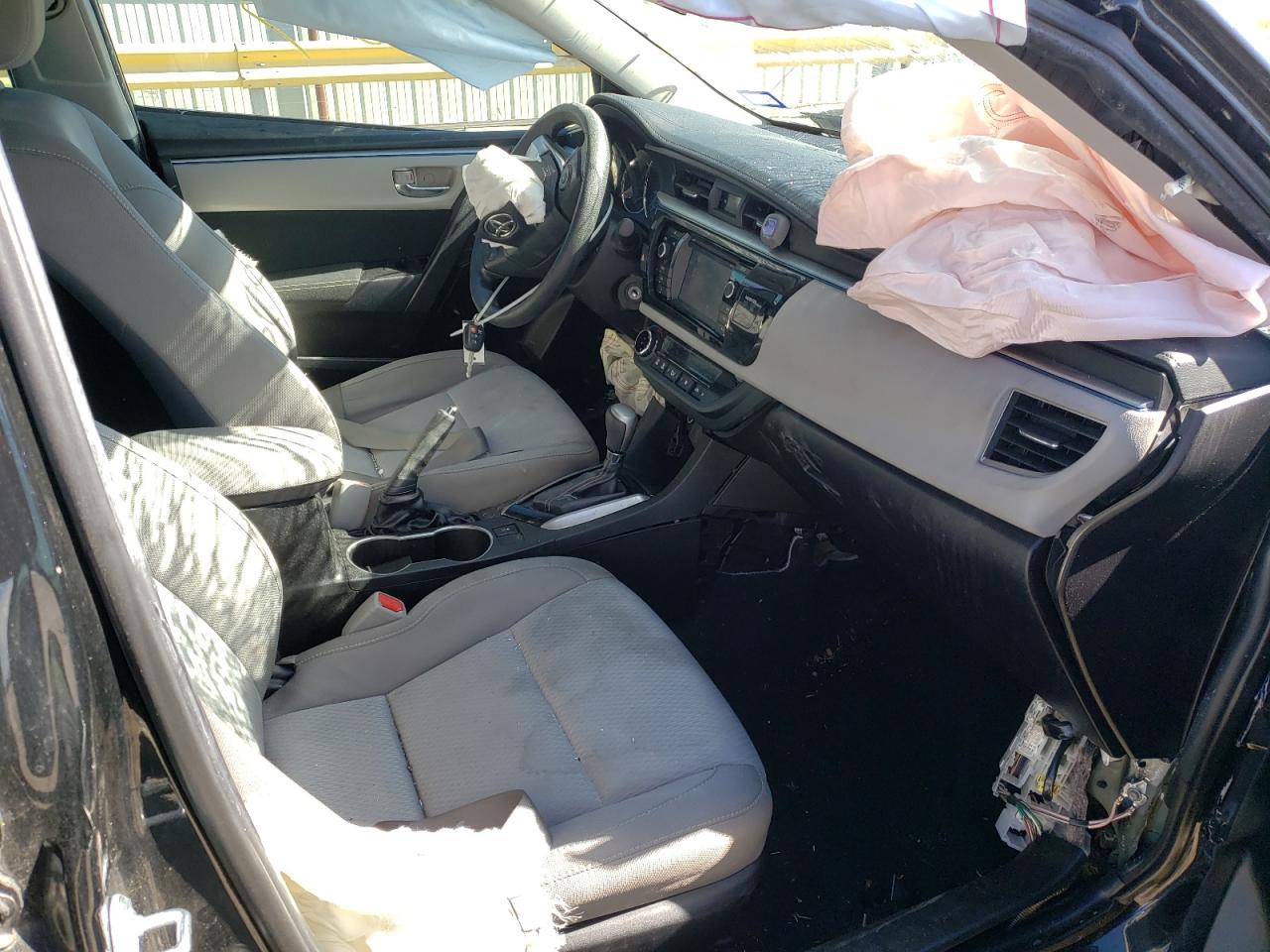 Photo 5 from auction – 2016 TOYOTA COROLLA L with VIN 5YFBURHE3GP480858