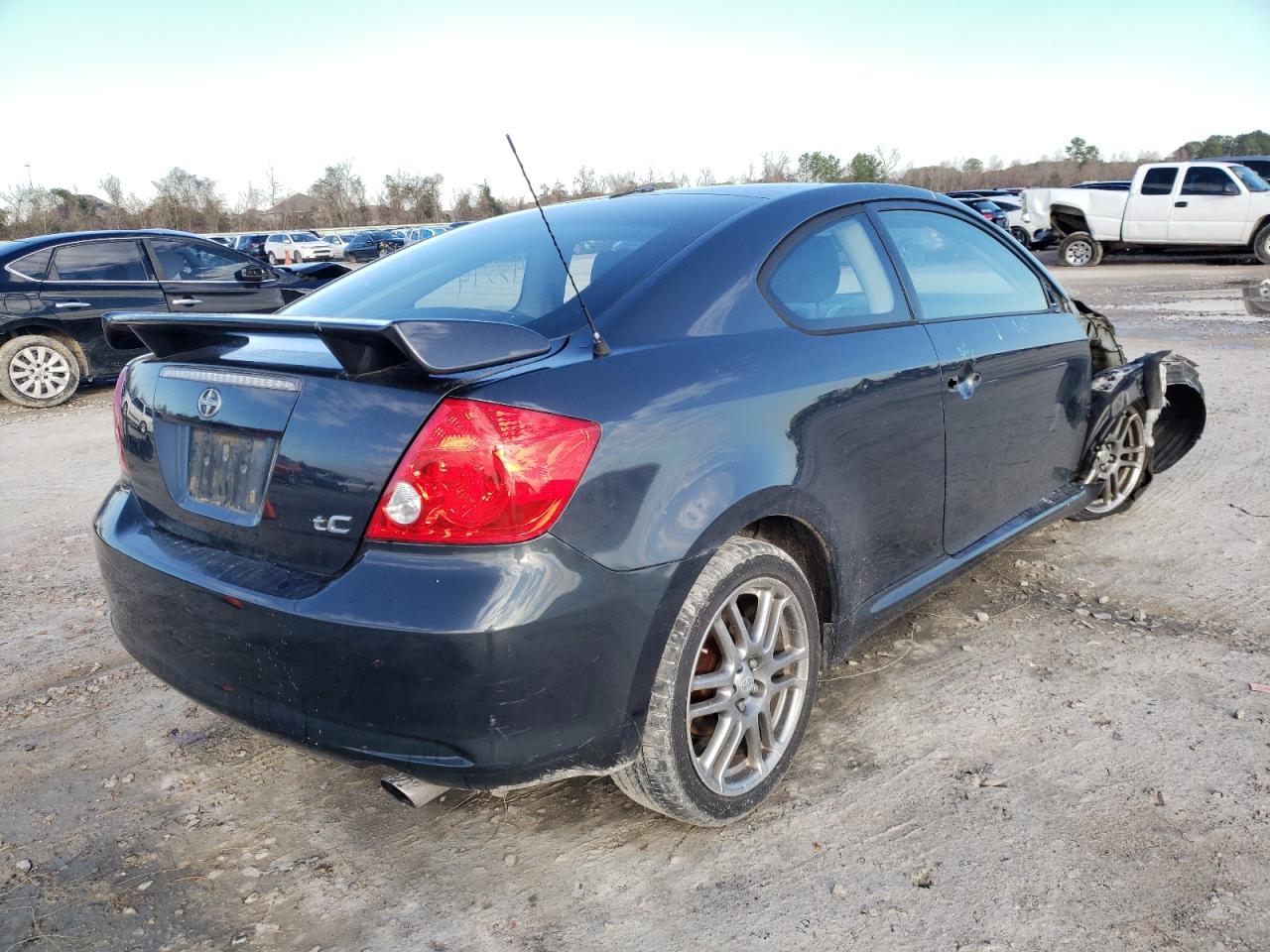Photo 4 from auction – 2007 SCION TC with VIN JTKDE177670171513