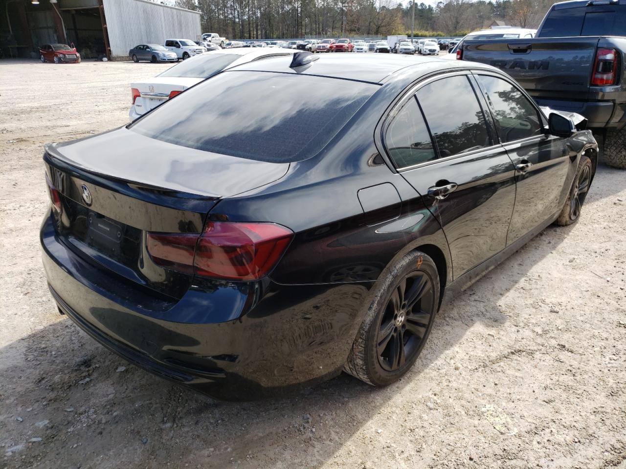 Photo 4 from auction – 2016 BMW 328I with VIN WBA8E9G59GNT83604