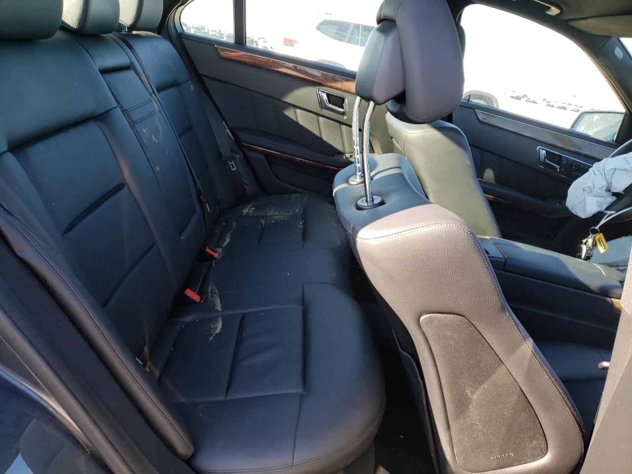 Photo 6 from auction – 2011 MERCEDES-BENZ E 350 with VIN WDDHF5GB9BA451419