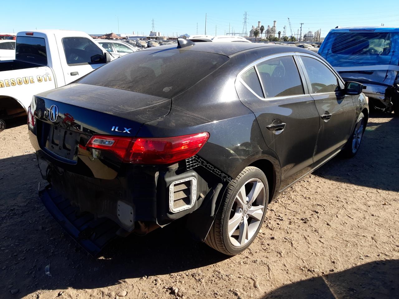 Photo 4 from auction – 2014 ACURA ILX 24 PRE with VIN 19VDE2E52EE000186
