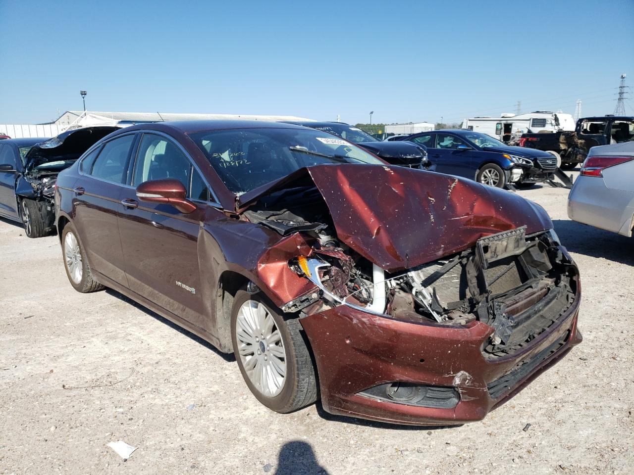 FORD FUSION SE 2016 with VIN 3FA6P0LU5GR130649 - Photo from auction