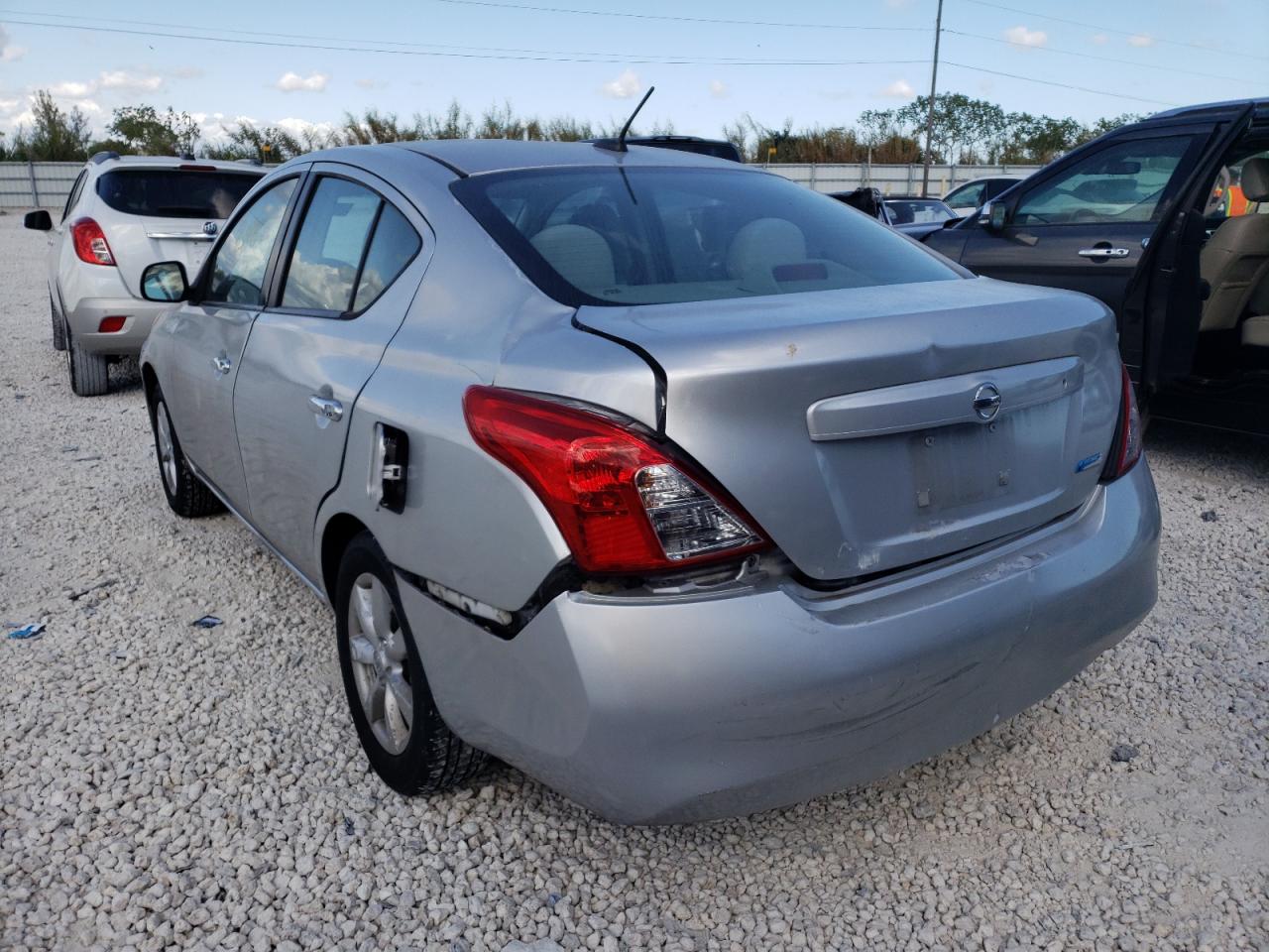 Photo 3 from auction – 2012 NISSAN VERSA S with VIN 3N1CN7AP8CL815785