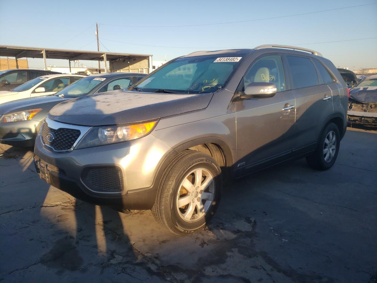 Photo 2 from auction – 2013 KIA SORENTO LX with VIN 5XYKTDA23DG376022