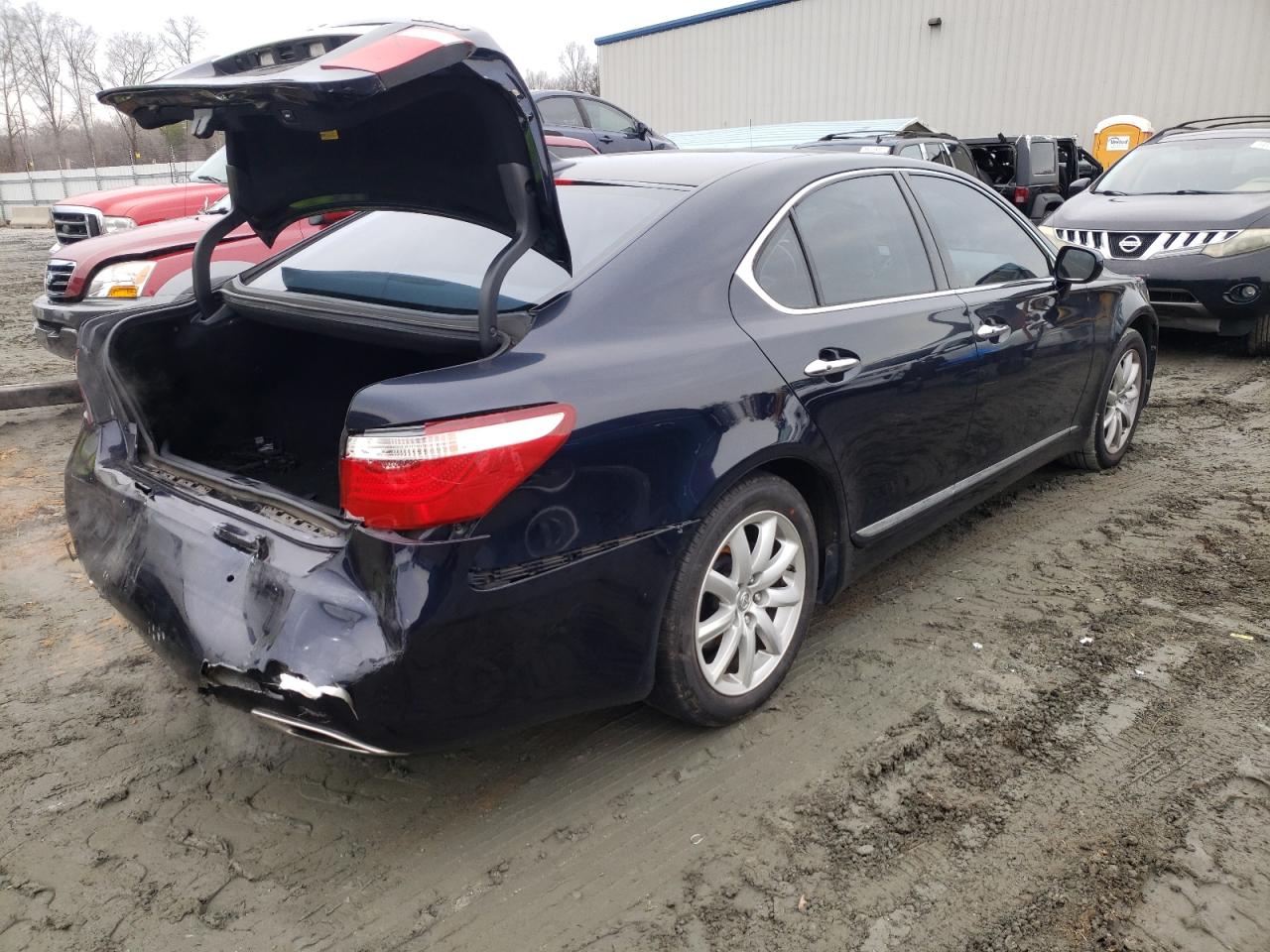 Photo 4 from auction – 2008 LEXUS LS 460 with VIN JTHBL46F485080242