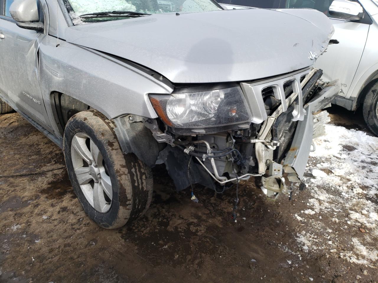 Photo 9 from auction – 2016 JEEP COMPASS LA with VIN 1C4NJDEB5GD617398