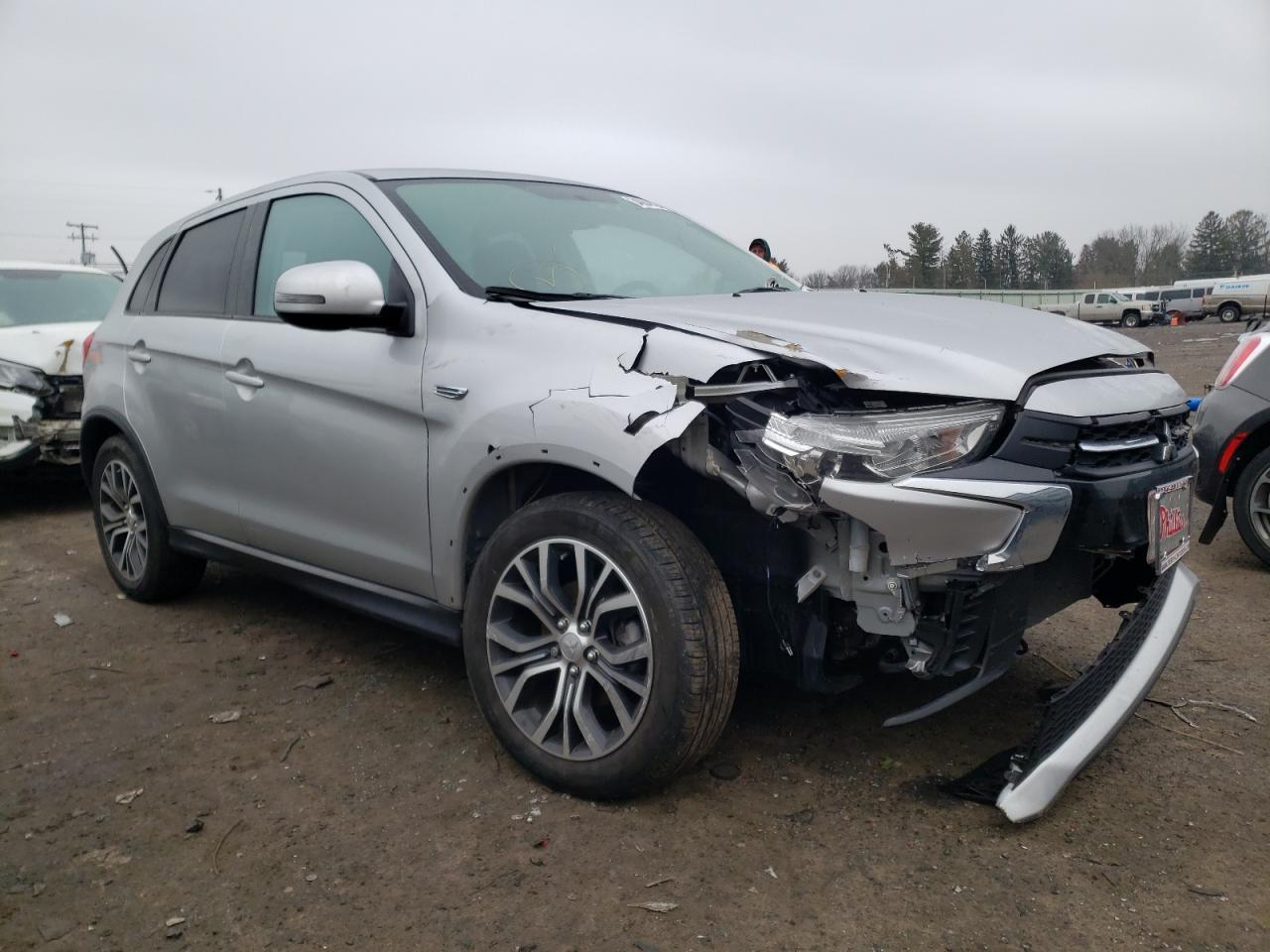 MITSUBISHI OUTLANDER 2019 with VIN JA4AP3AU6KU033609 - Photo from auction