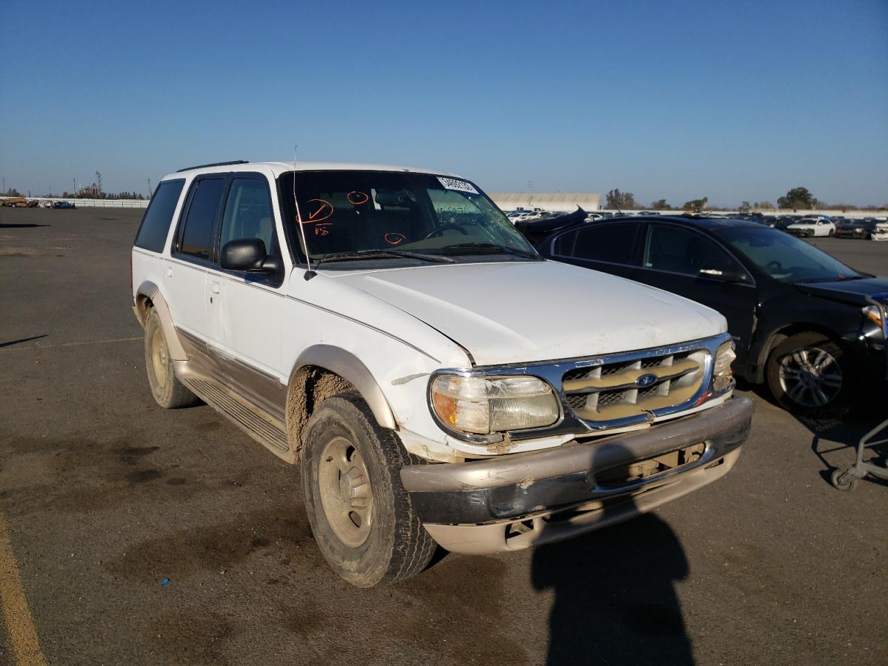 FORD EXPLORER 1998 with VIN 1FMZU34E3WZB37856 - Photo from auction