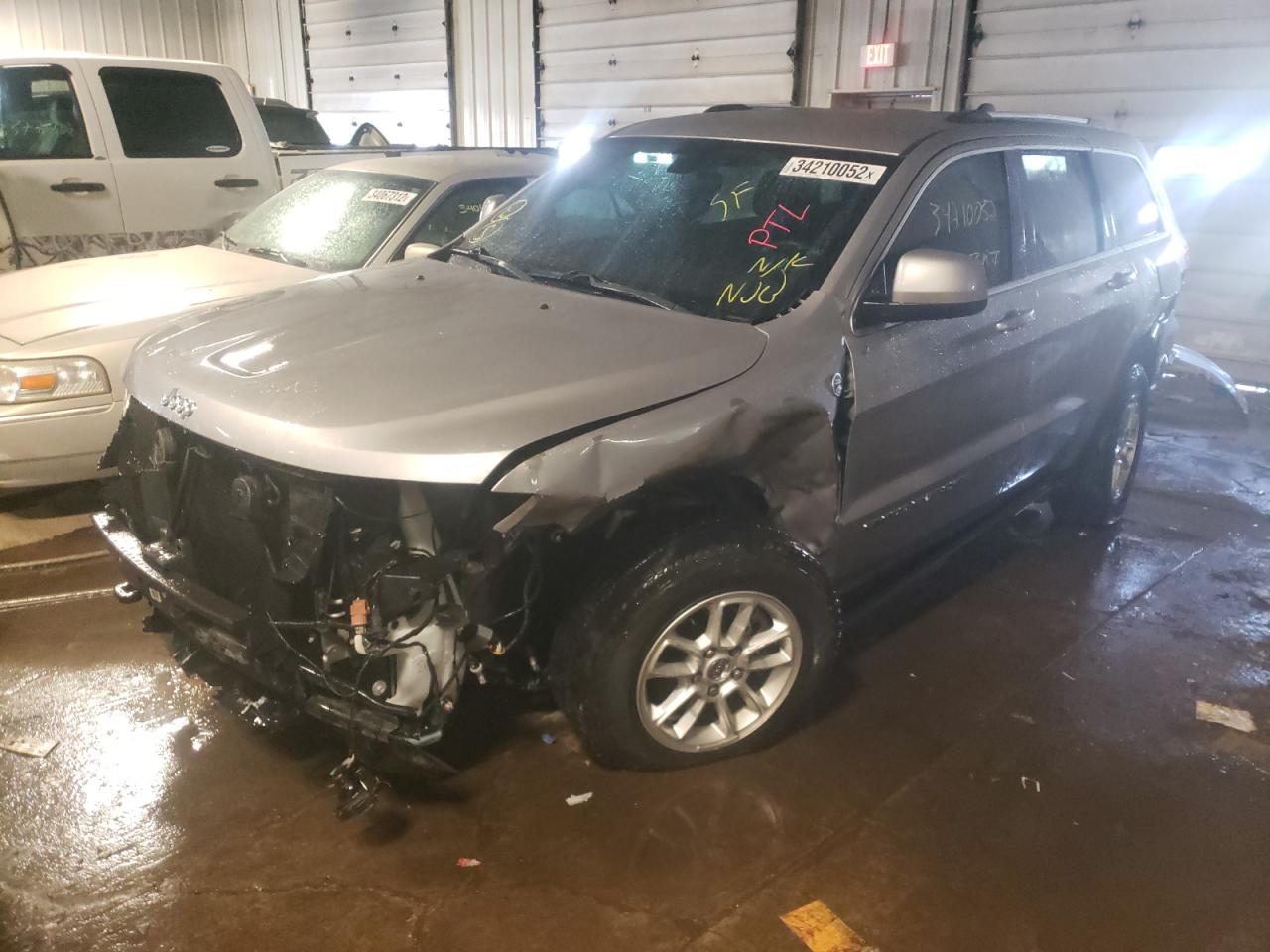Photo 2 from auction – 2018 JEEP GRAND CHER with VIN 1C4RJFAG0JC348299