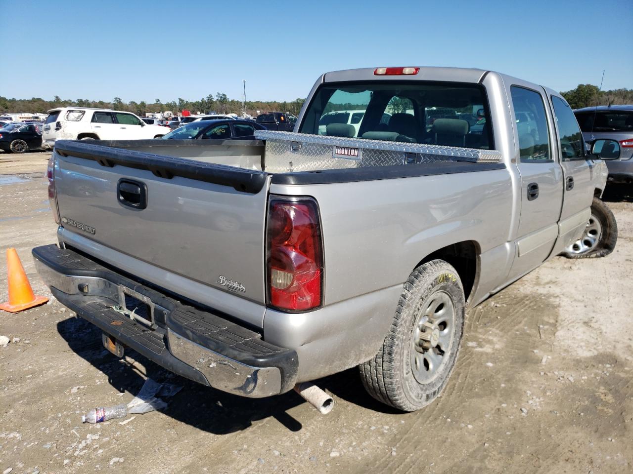 Photo 4 from auction – 2006 CHEVROLET SILVERADO with VIN 2GCEC13V561218314