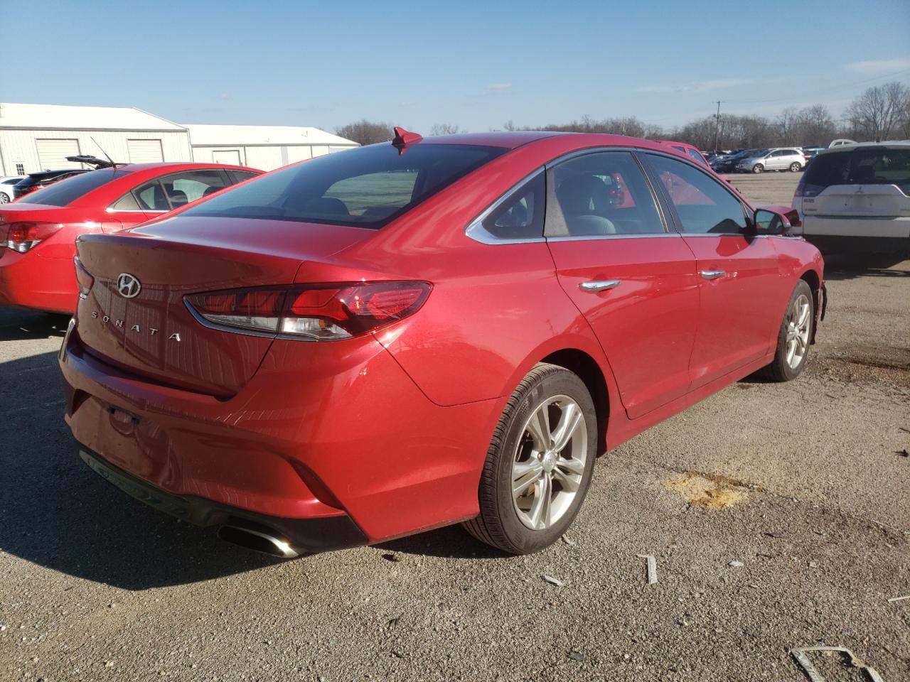 Photo 4 from auction – 2019 HYUNDAI SONATA LIM with VIN 5NPE34AFXKH817263