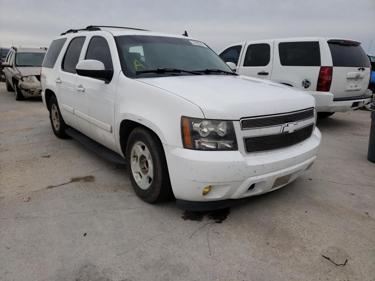 CHEVROLET TAHOE 2007 with VIN 1GNFC130X7R353555 - Photo from auction