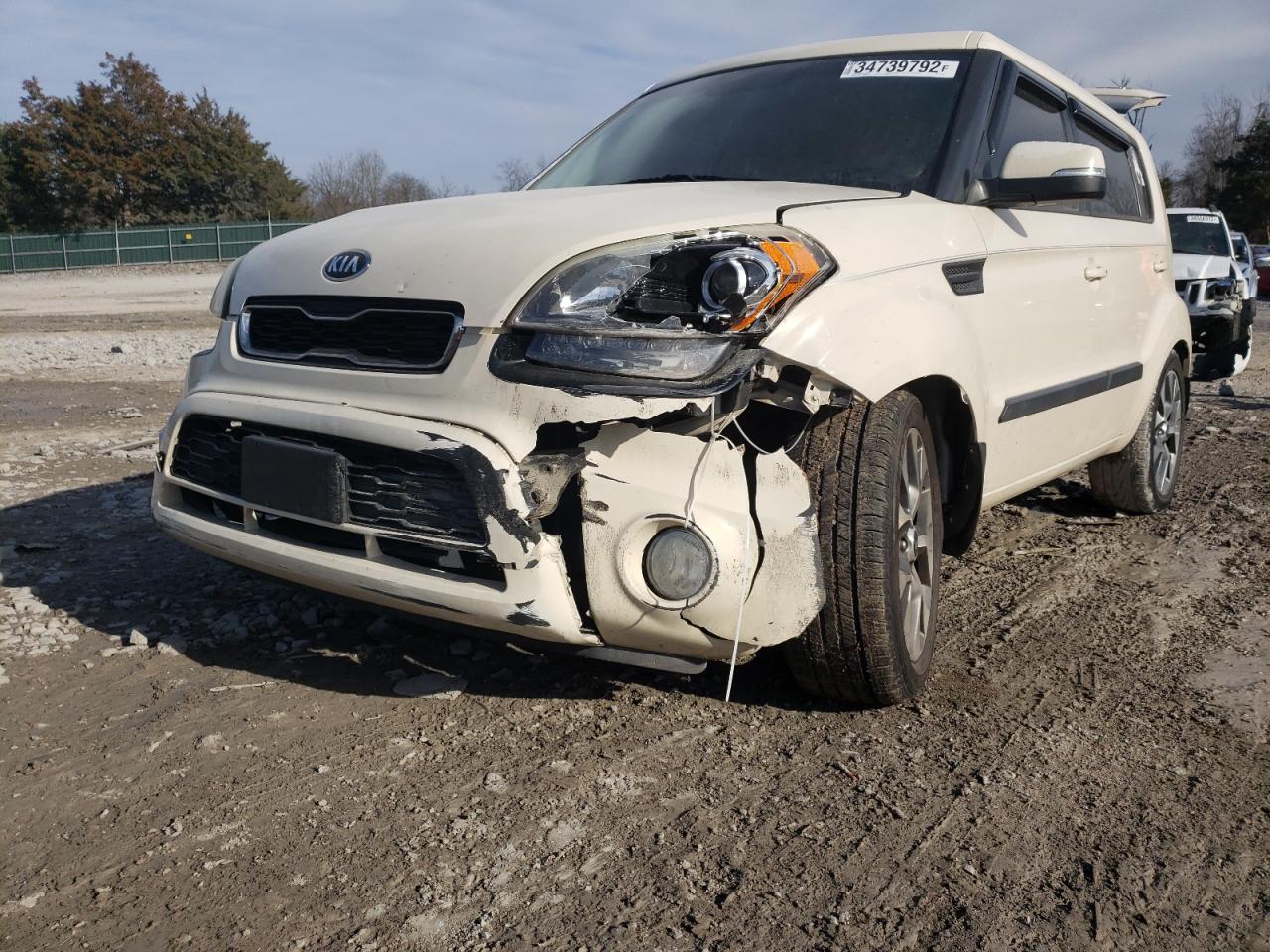 Photo 9 from auction – 2013 KIA SOUL + with VIN KNDJT2A65D7765776
