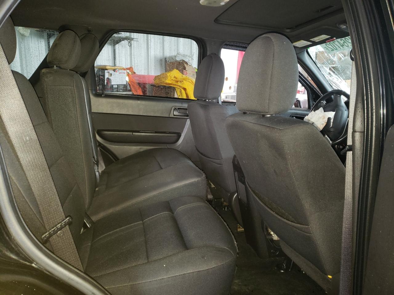 Photo 6 from auction – 2010 FORD ESCAPE XLT with VIN 1FMCU0D75AKD43011