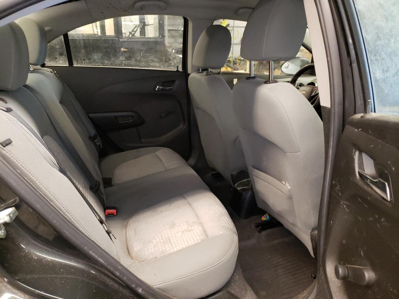Photo 6 from auction – 2014 CHEVROLET SONIC LS with VIN 1G1JA5SH2E4171889