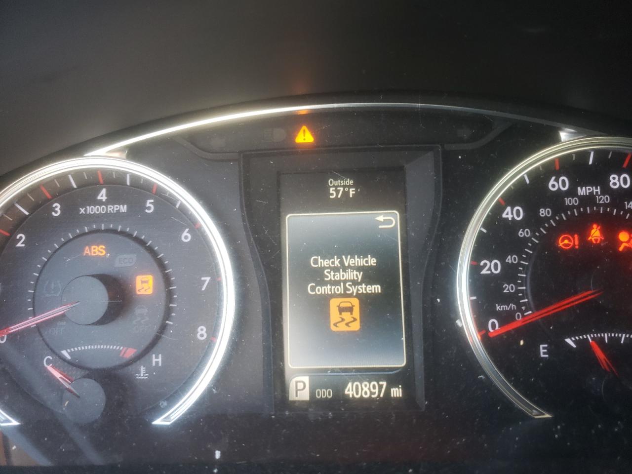 Photo 8 from auction – 2017 TOYOTA CAMRY with VIN 4T1BF1FK7HU392125