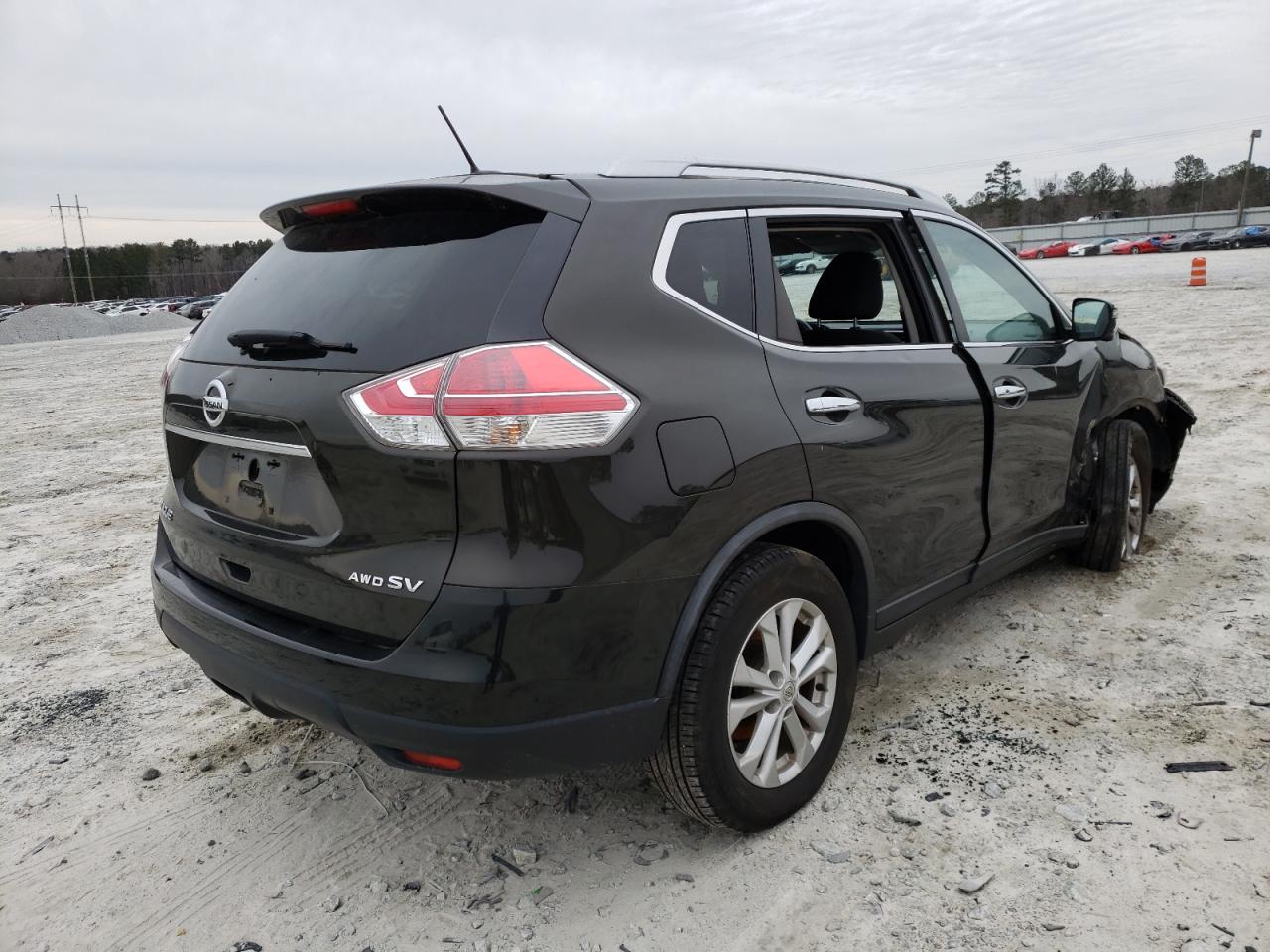 Photo 4 from auction – 2016 NISSAN ROGUE S with VIN KNMAT2MV9GP674002