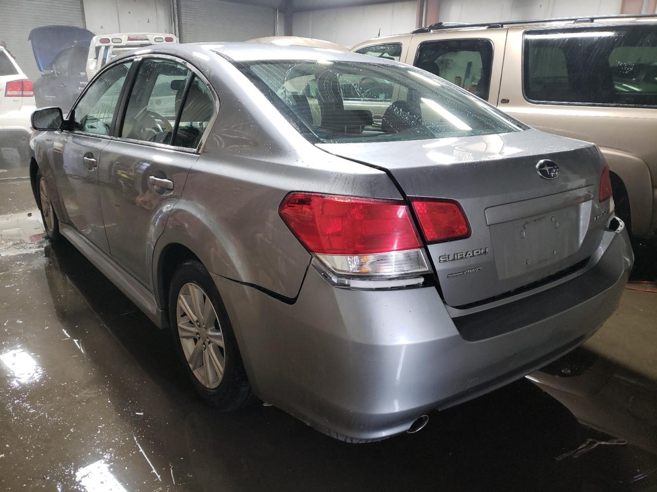 Photo 3 from auction – 2011 SUBARU LEGACY 2.5 with VIN 4S3BMCC63B3253412