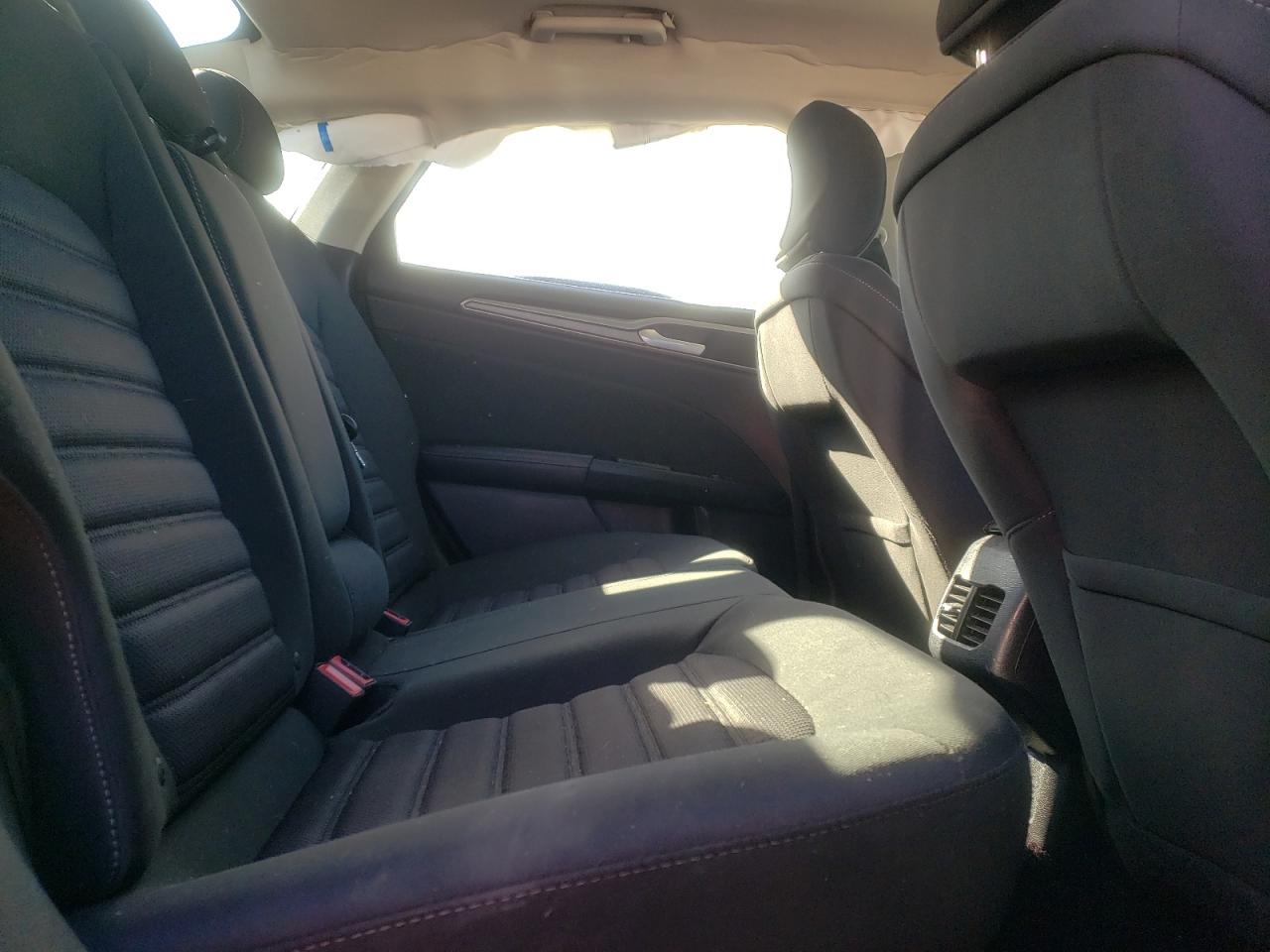 Photo 6 from auction – 2017 FORD FUSION SE with VIN 3FA6P0H77HR107958