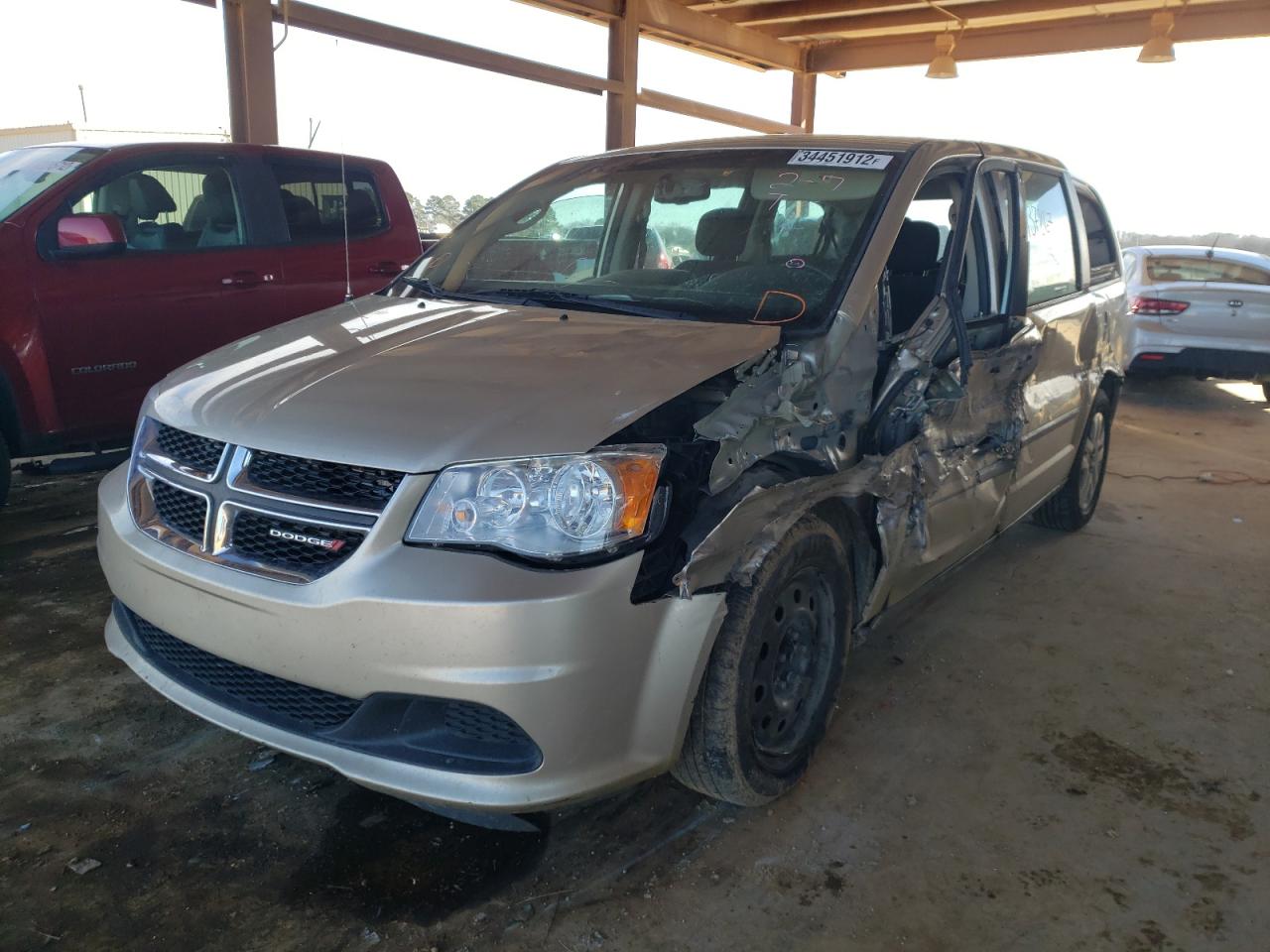 Photo 2 from auction – 2015 DODGE GRAND CARA with VIN 2C4RDGBG0FR687736