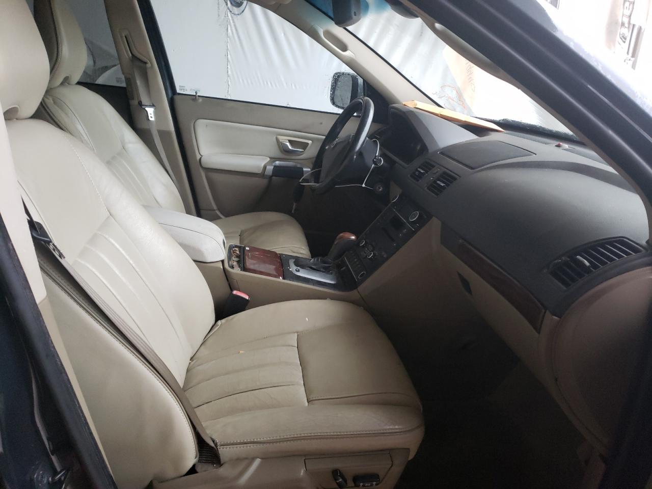 Photo 5 from auction – 2013 VOLVO XC90 with VIN YV4952CY7D1658319
