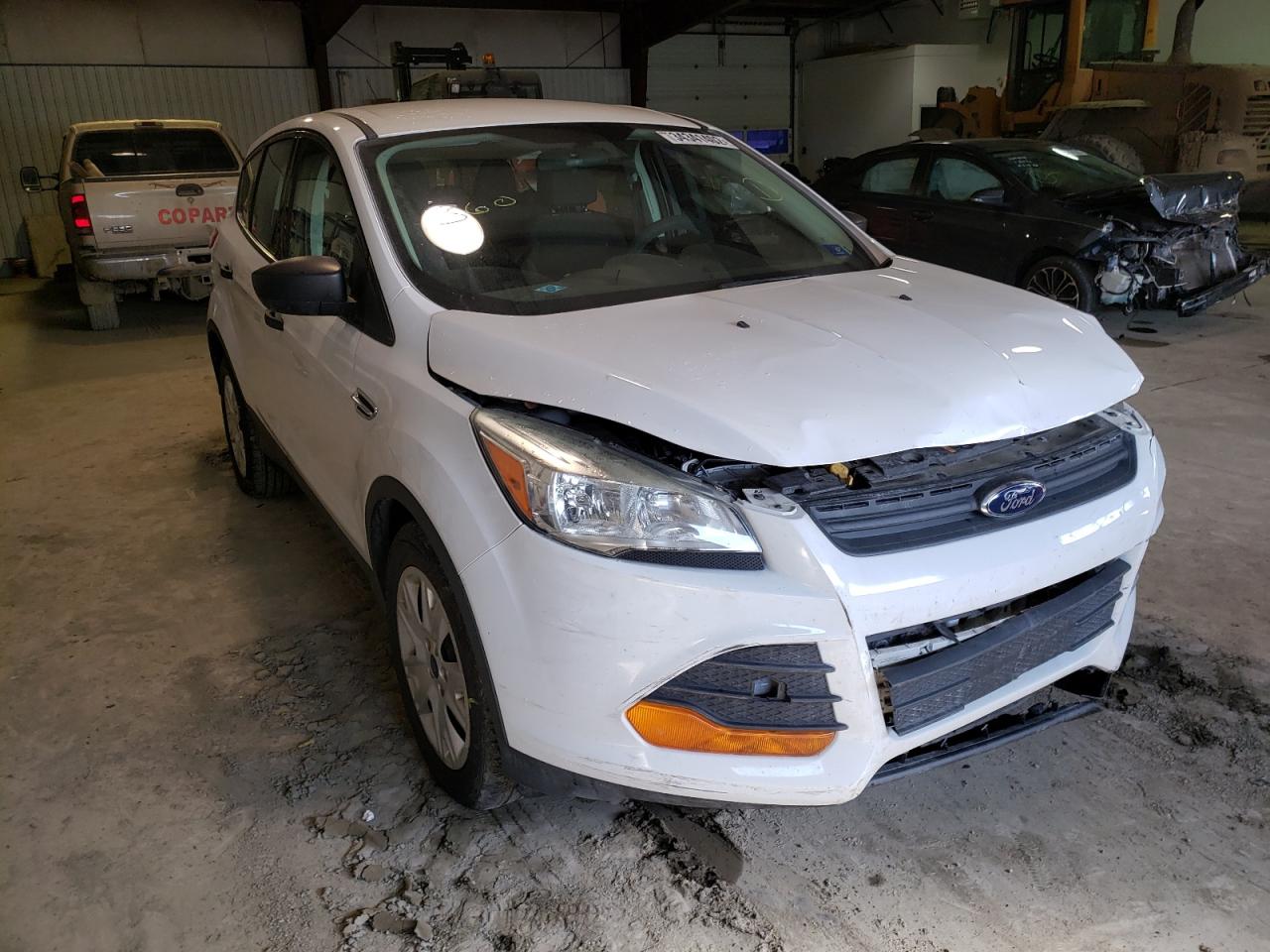 FORD ESCAPE S 2014 z numerem VIN 1FMCU0F71EUA81155 - Zdjęcie z aukcji
