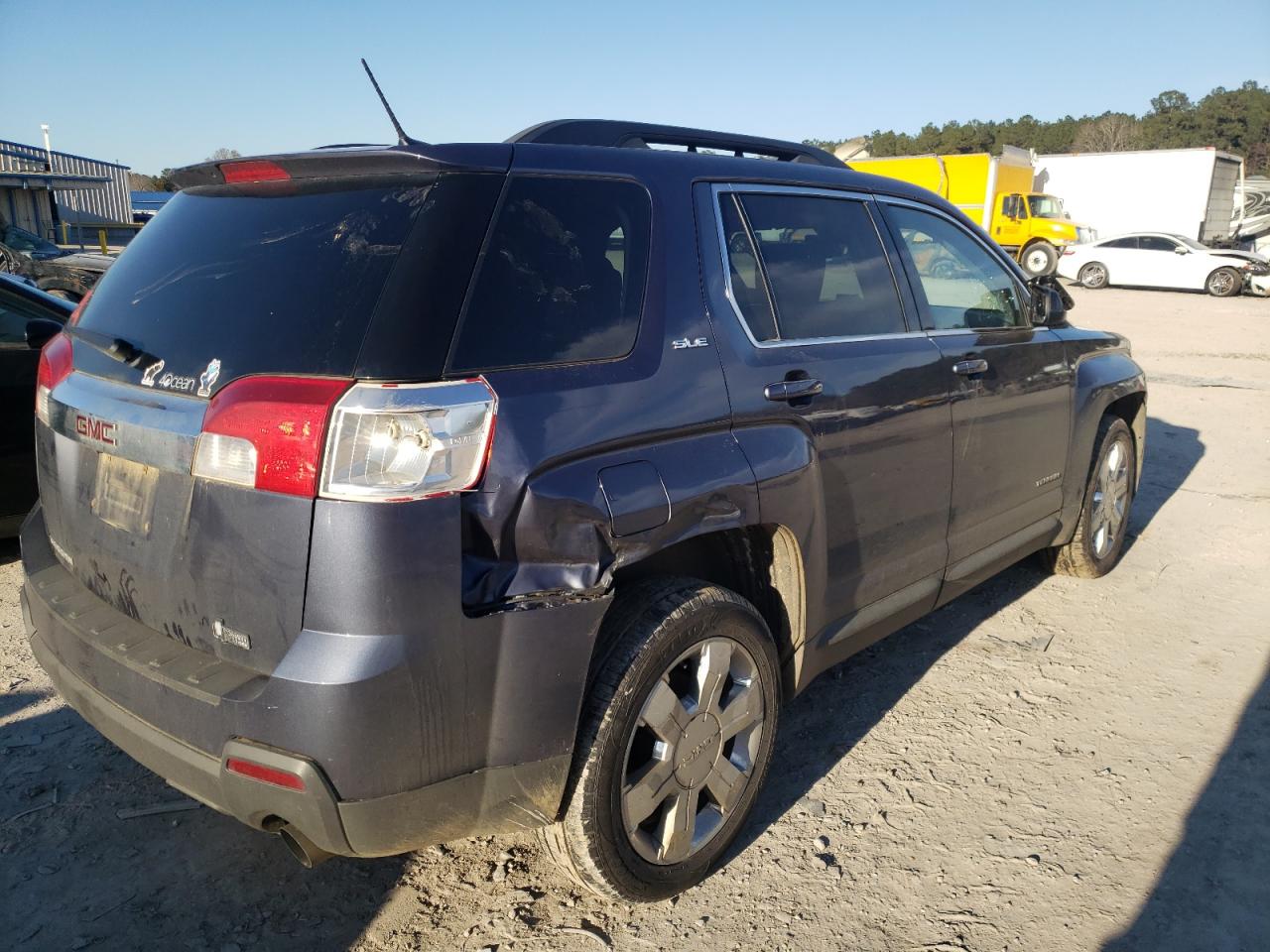Photo 4 from auction – 2014 GMC TERRAIN SL with VIN 2GKFLRE32E6226455