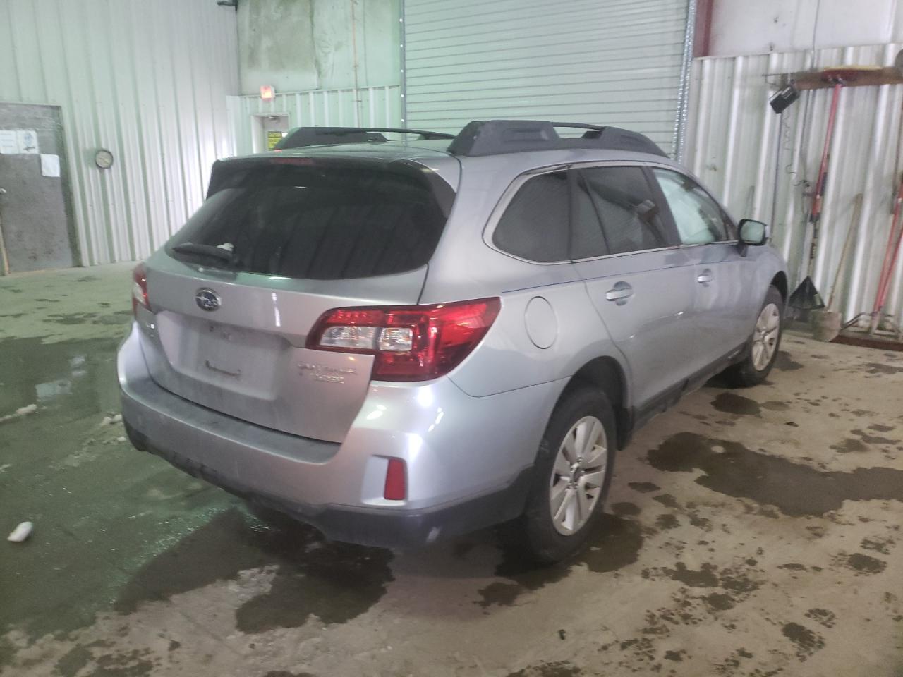 Photo 4 from auction – 2015 SUBARU OUTBACK 2. with VIN 4S4BSACCXF3357073