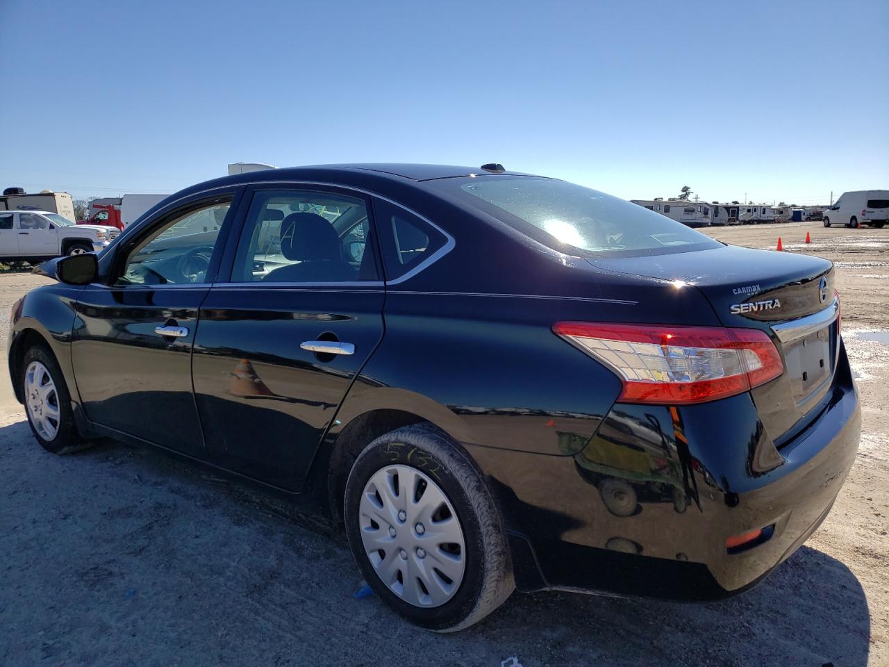 Photo 3 from auction – 2015 NISSAN SENTRA S with VIN 3N1AB7AP6FL668158