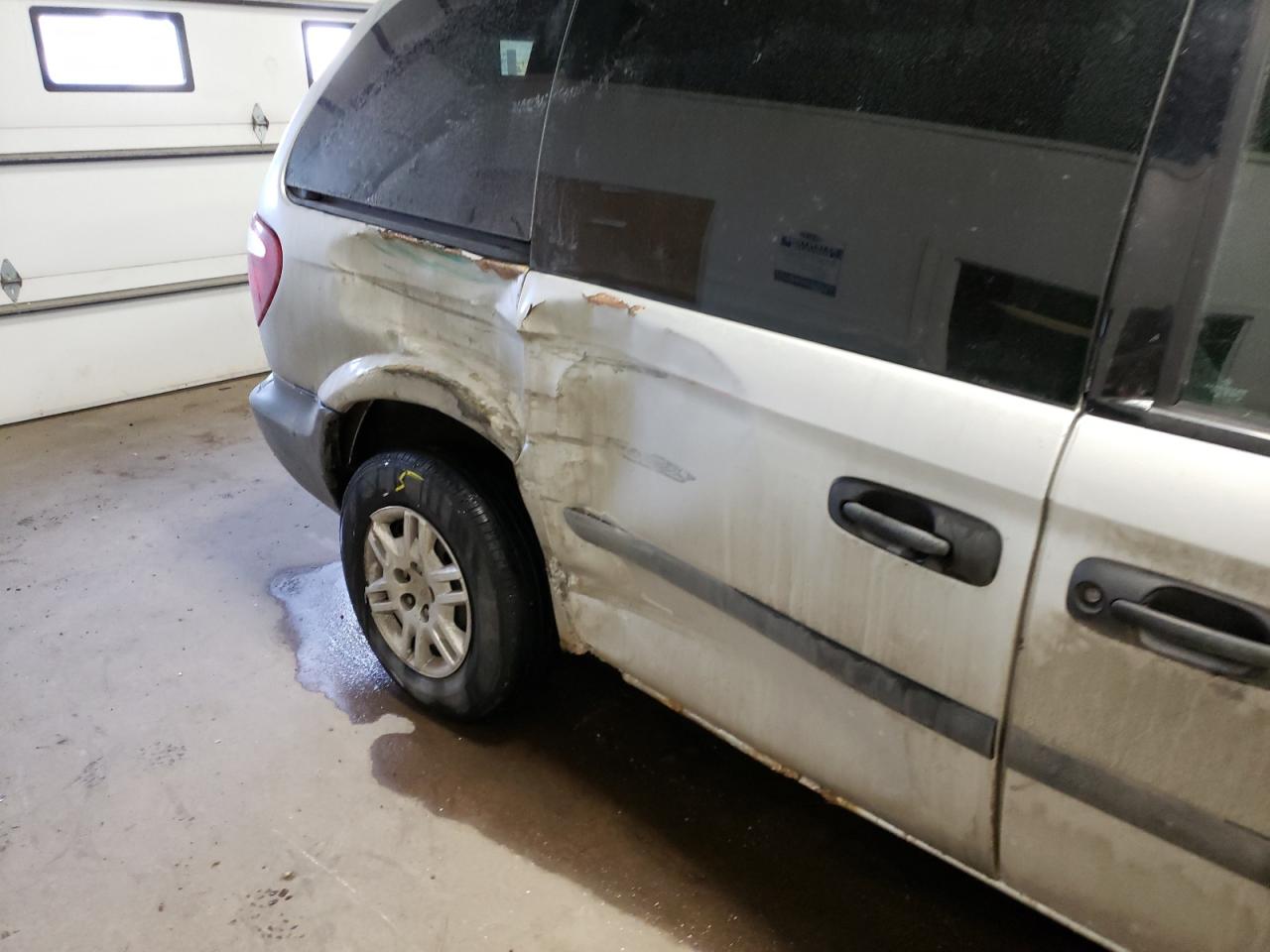 Photo 9 from auction – 2006 DODGE CARAVAN SE with VIN 1D4GP25B26B517798