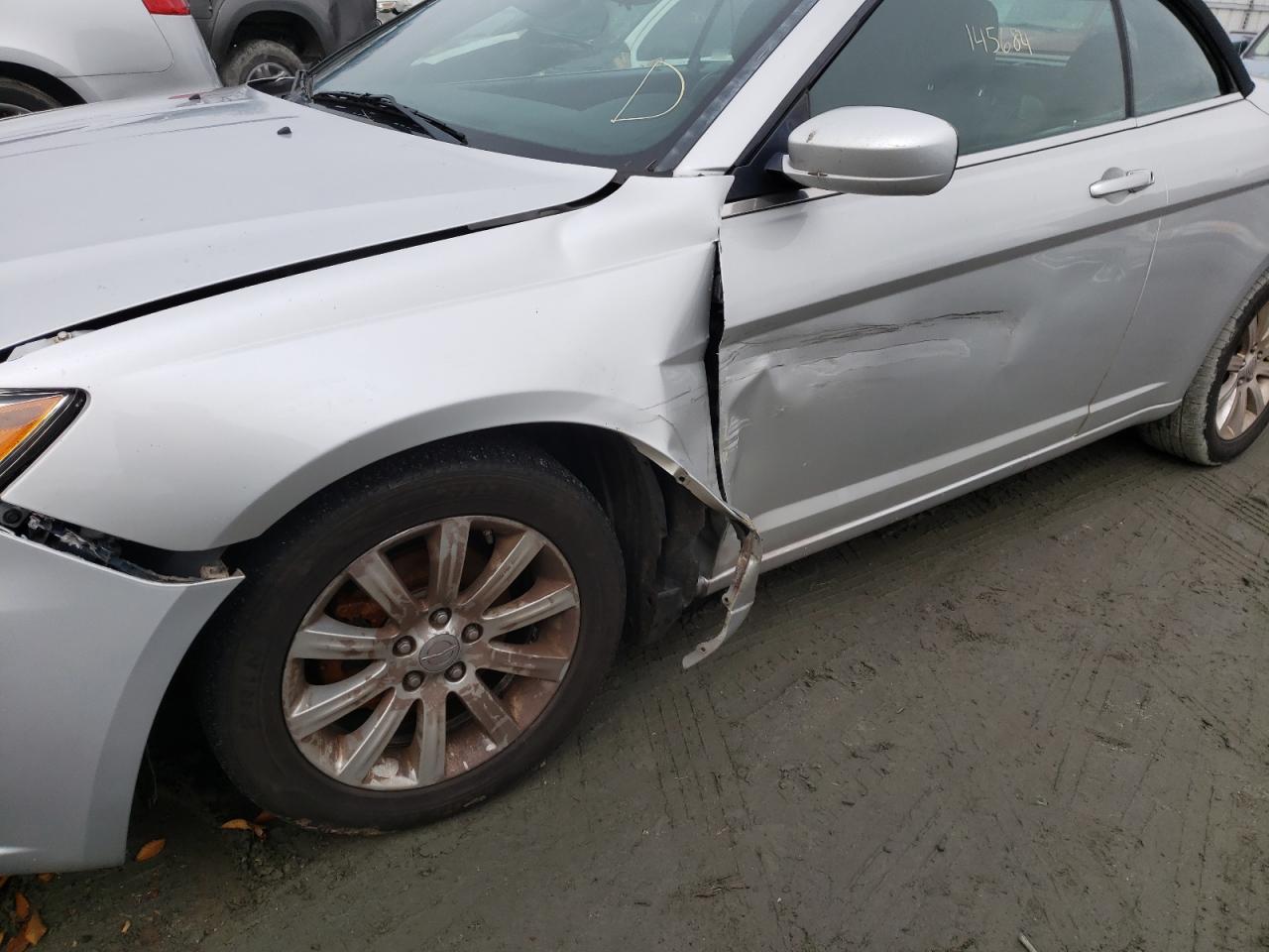 Photo 9 from auction – 2012 CHRYSLER 200 TOURIN with VIN 1C3BCBEB4CN155622