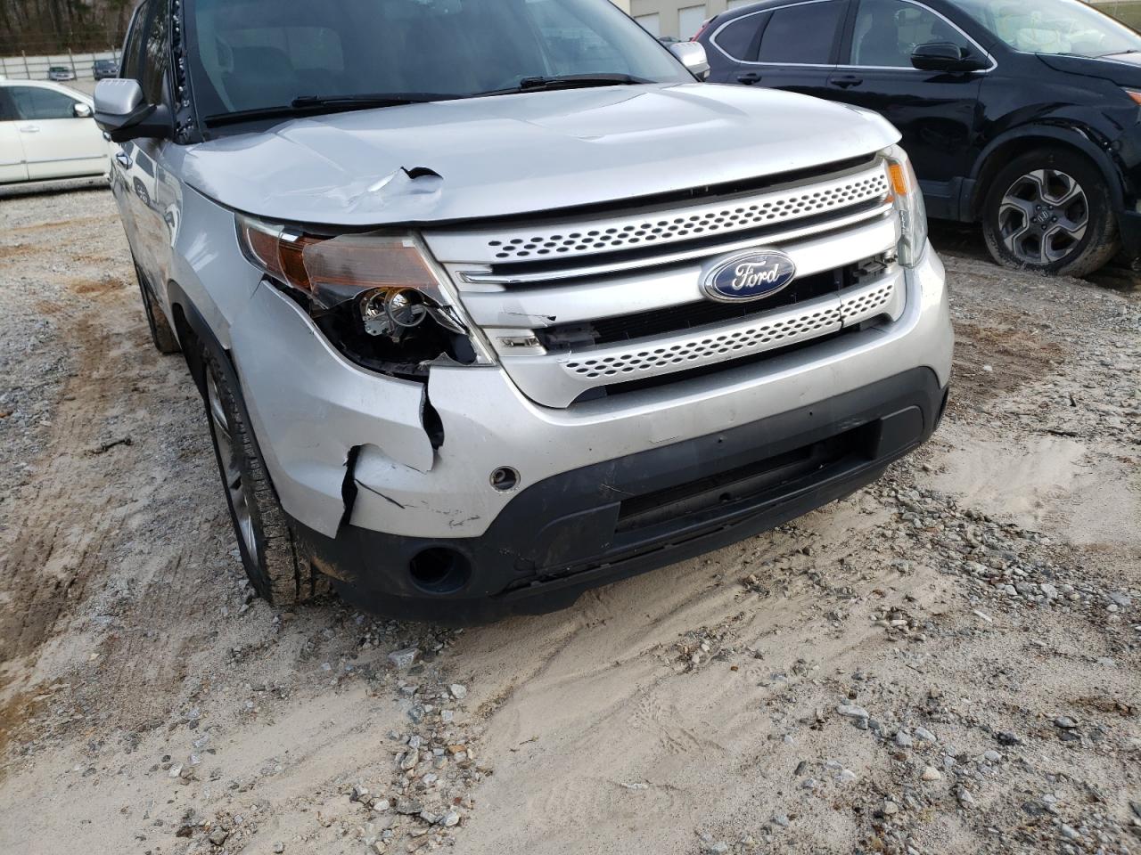 Photo 9 from auction – 2012 FORD EXPLORER L with VIN 1FMHK7F88CGA86104
