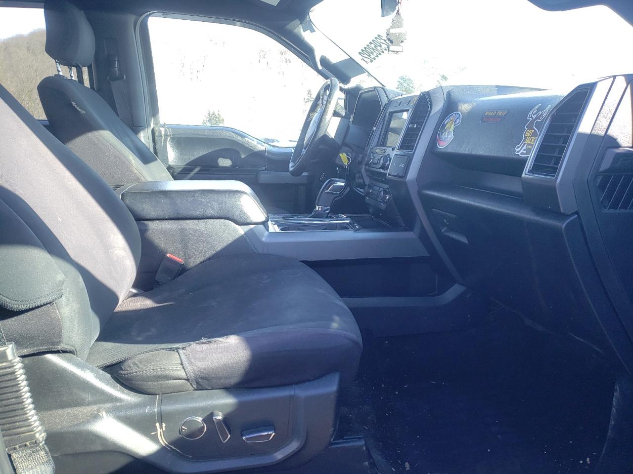 Photo 5 from auction – 2018 FORD F150 SUPER with VIN 1FTEW1EG2JFD67559