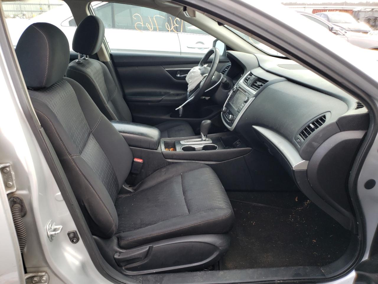 Photo 5 from auction – 2016 NISSAN ALTIMA 2.5 with VIN 1N4AL3AP5GC171852