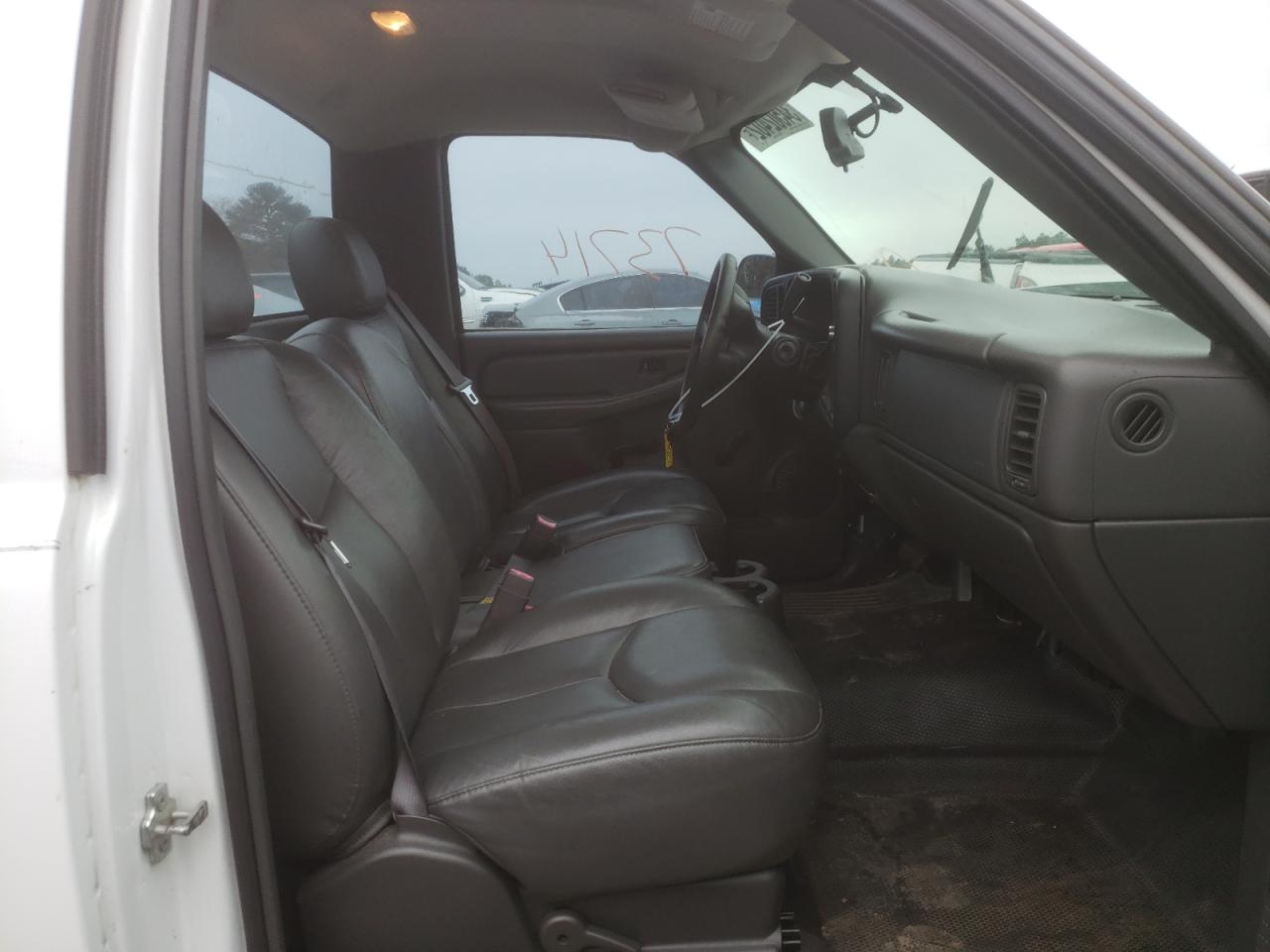Photo 5 from auction – 2007 CHEVROLET SILVERADO with VIN 1GCEC14X77Z115226