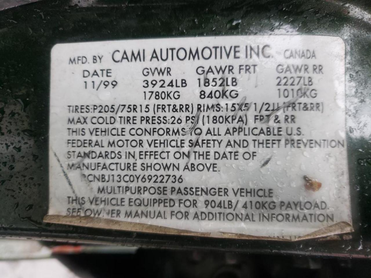 Photo 10 from auction – 2000 CHEVROLET TRACKER with VIN 2CNBJ13C0Y6922736