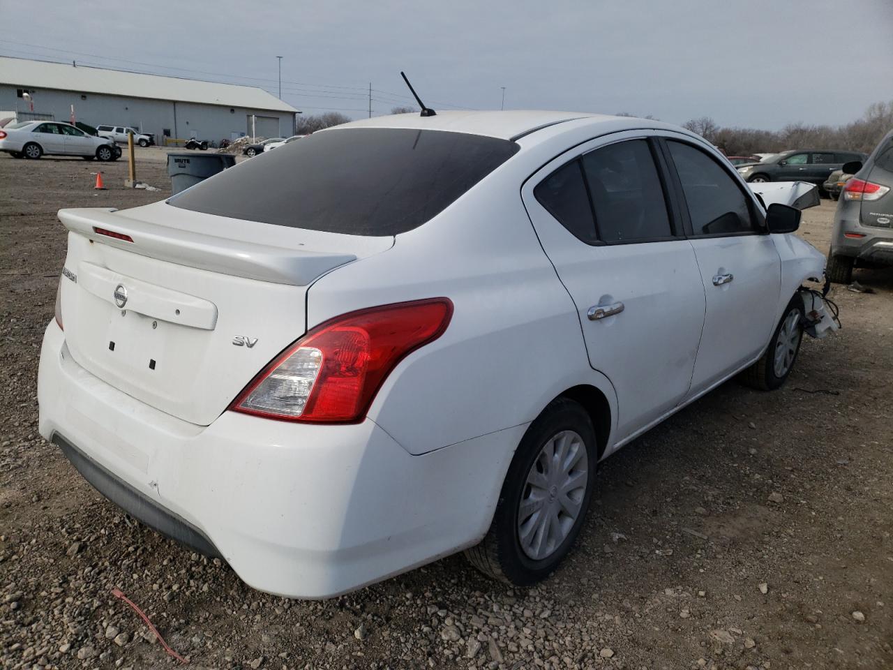 Photo 4 from auction – 2017 NISSAN VERSA S with VIN 3N1CN7AP8HL854156