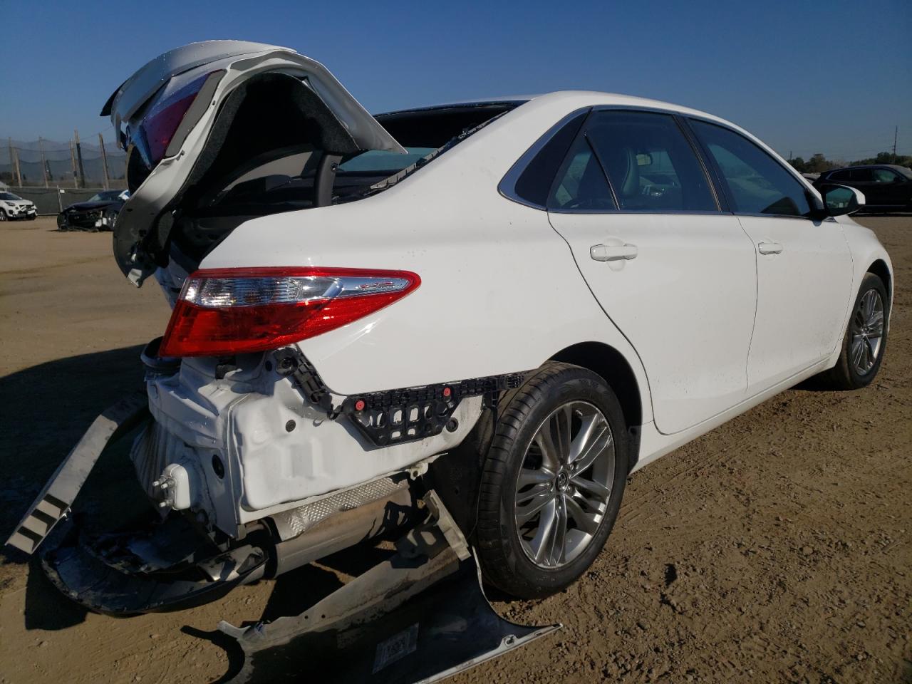 Photo 4 from auction – 2017 TOYOTA CAMRY LE with VIN 4T1BF1FK0HU395481