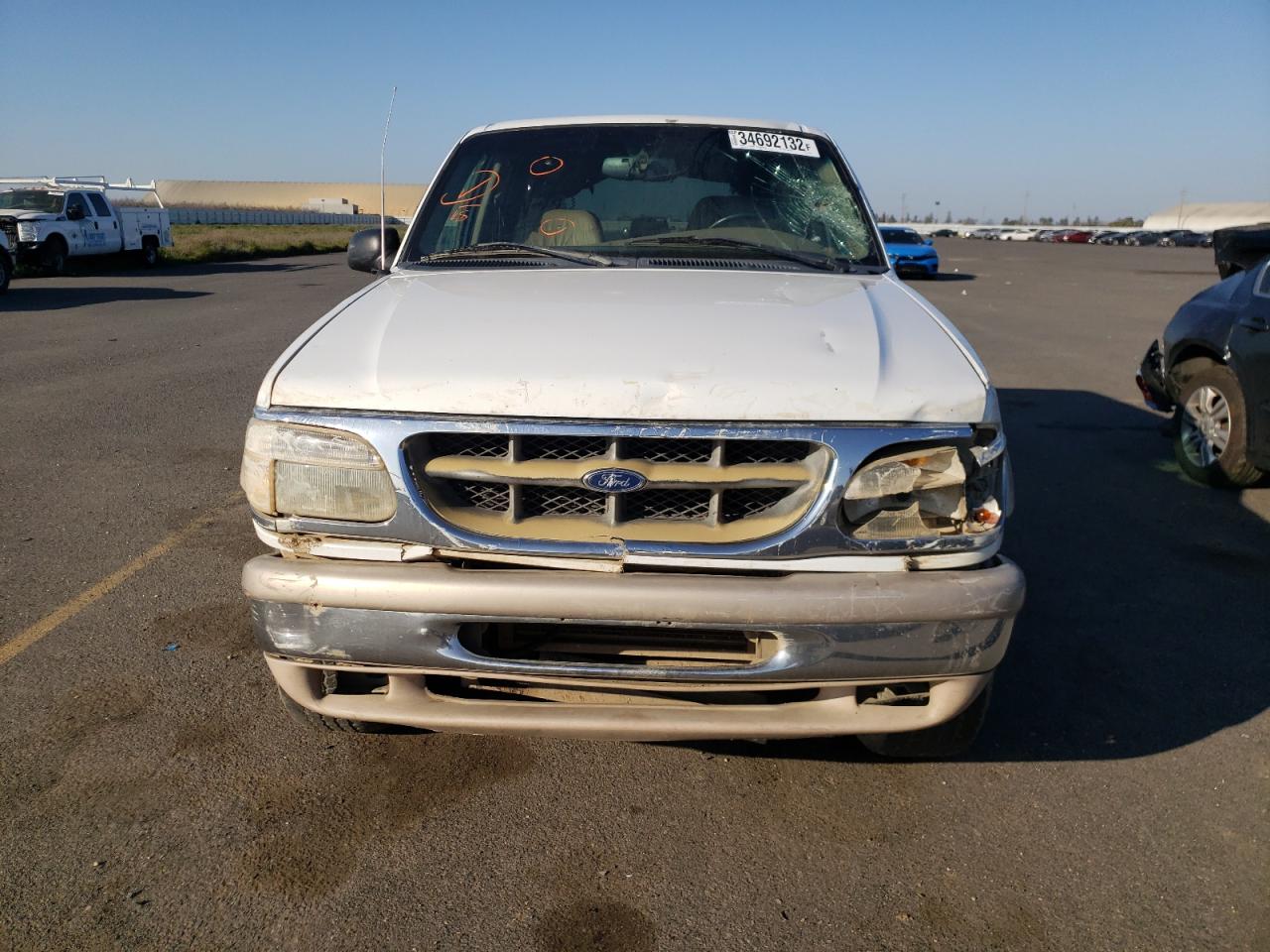Photo 9 from auction – 1998 FORD EXPLORER with VIN 1FMZU34E3WZB37856
