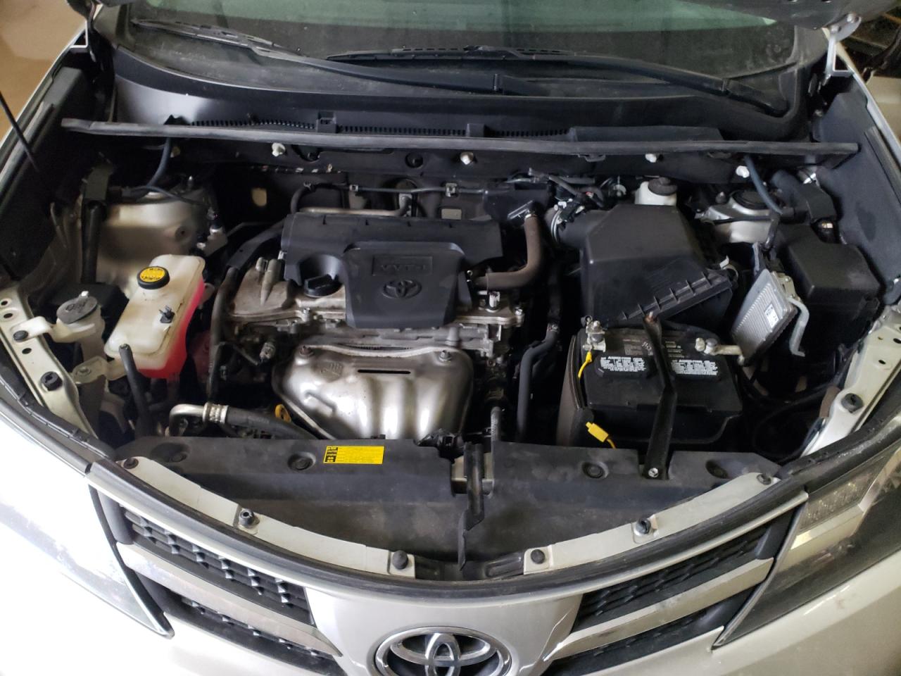 Photo 7 from auction – 2013 TOYOTA RAV4 XLE with VIN 2T3RFREV7DW014722