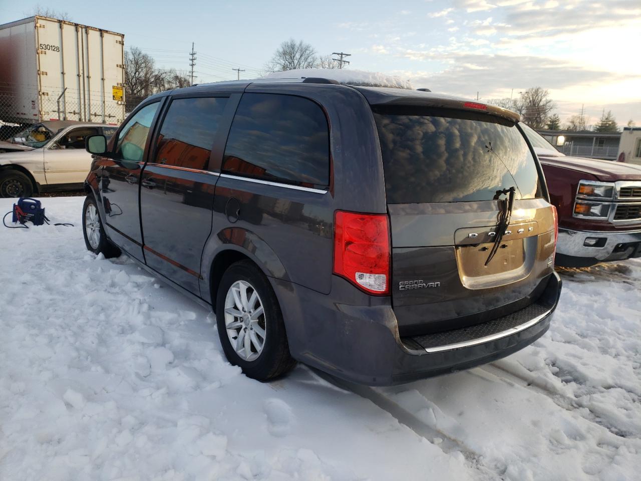 Photo 3 from auction – 2018 DODGE CARAVAN with VIN 2C4RDGCG5JR266909
